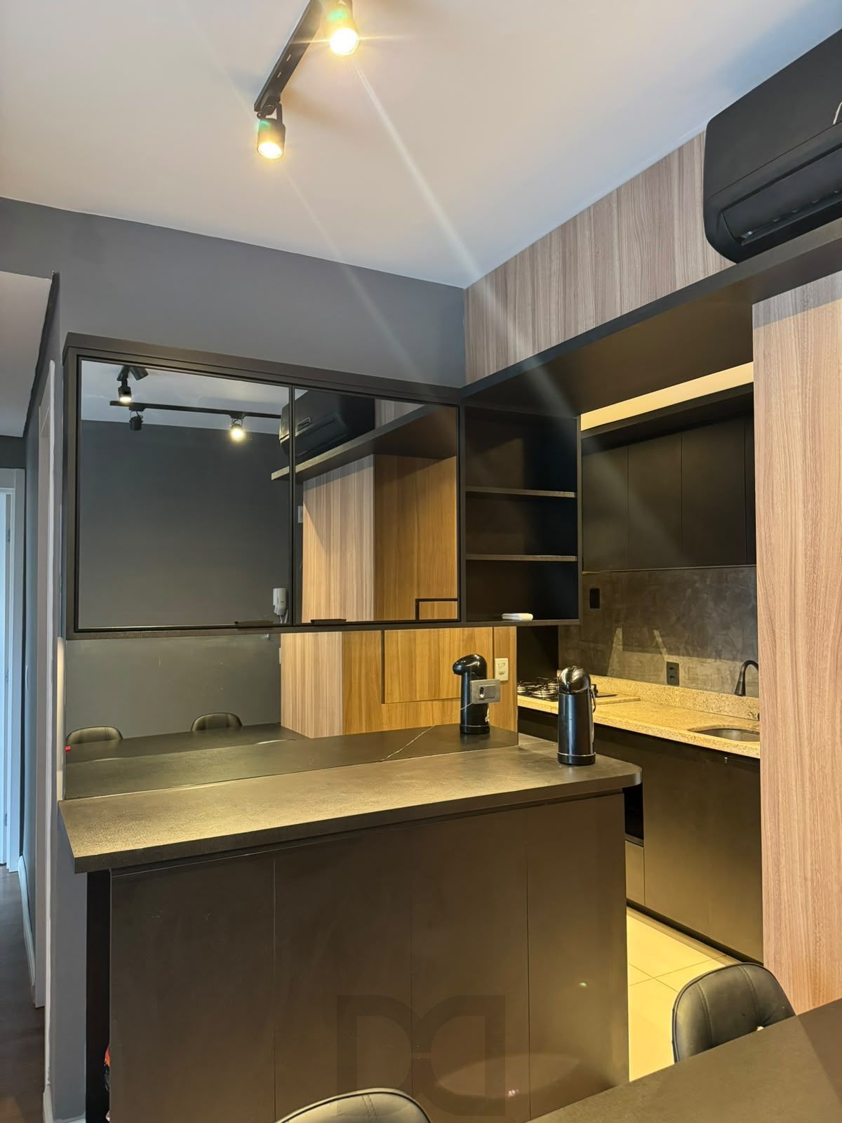 Apartamento com 2 dormitórios, sendo uma suíte no bairro Vila Nova — foto 21