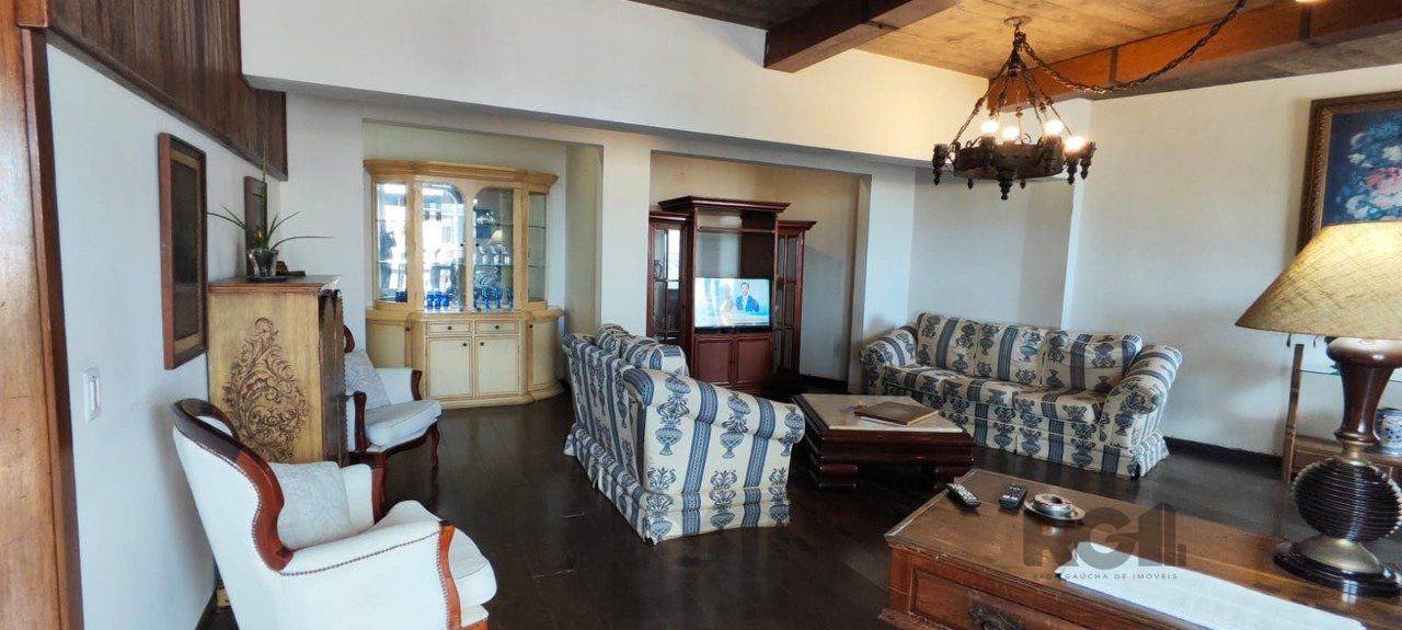 Casa para Venda - 347m², 3 dormitórios, sendo 3 suites, 3 vagas - Sétimo Céu — foto 6