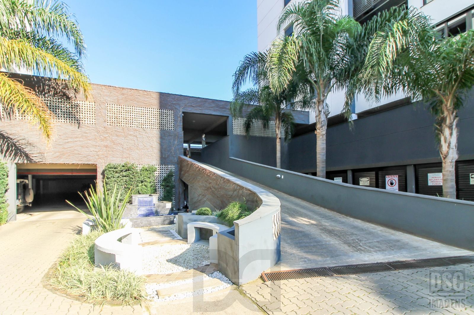 APARTAMENTO 02 DORMITÓRIOS , SUÍTE E VAGA COBERTA — foto 29