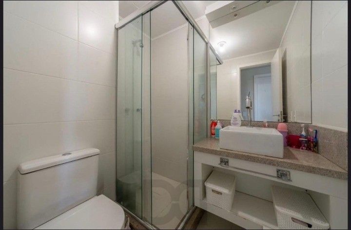 Apartamento de alto padrão com 3 dormitórios e 2 vagas no bairro Tristeza — foto 7