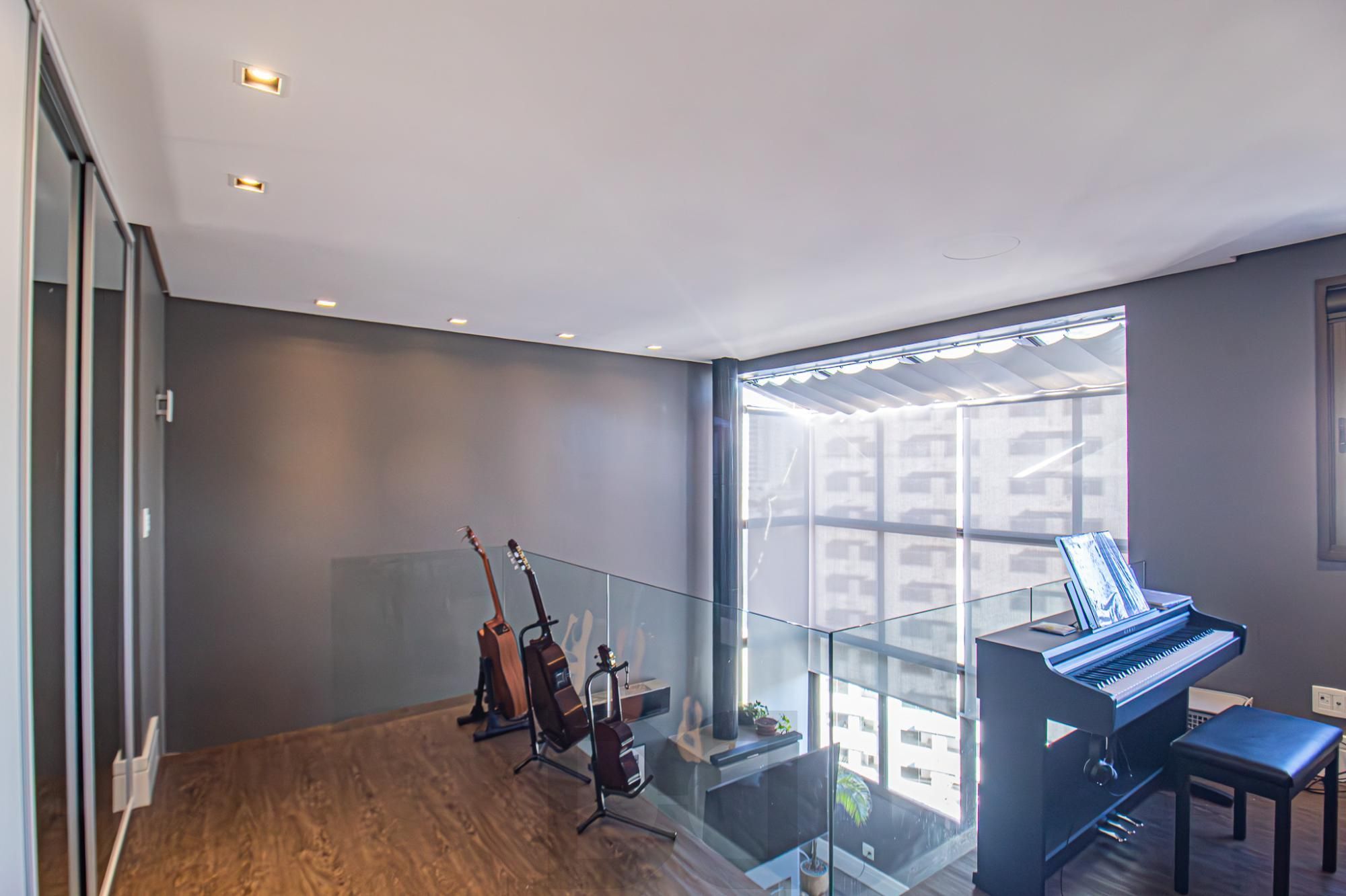 Apartamento Duplex, 1D com lareira no bairro Rio Branco — foto 16