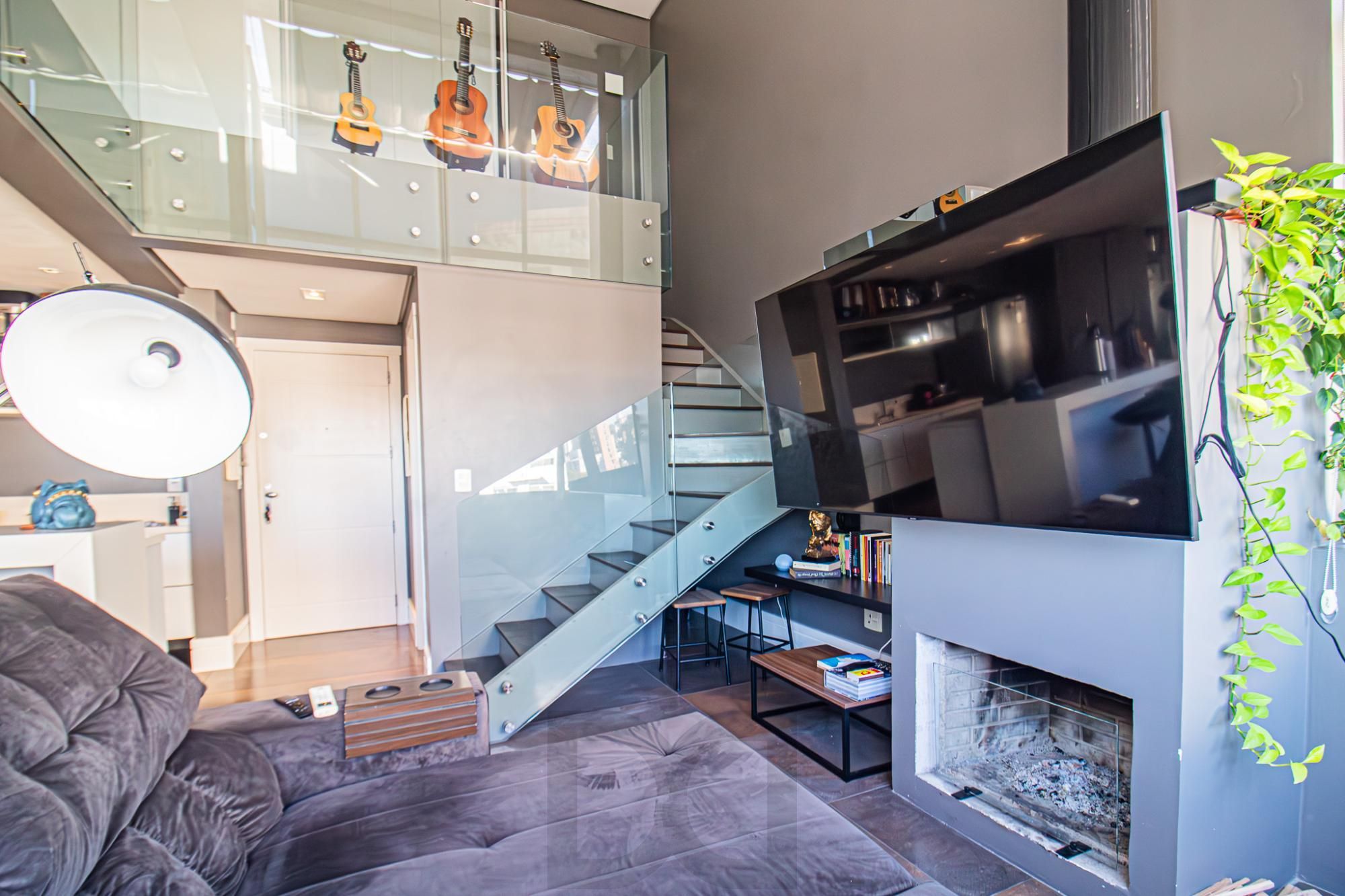 Apartamento Duplex, 1D com lareira no bairro Rio Branco — foto 3
