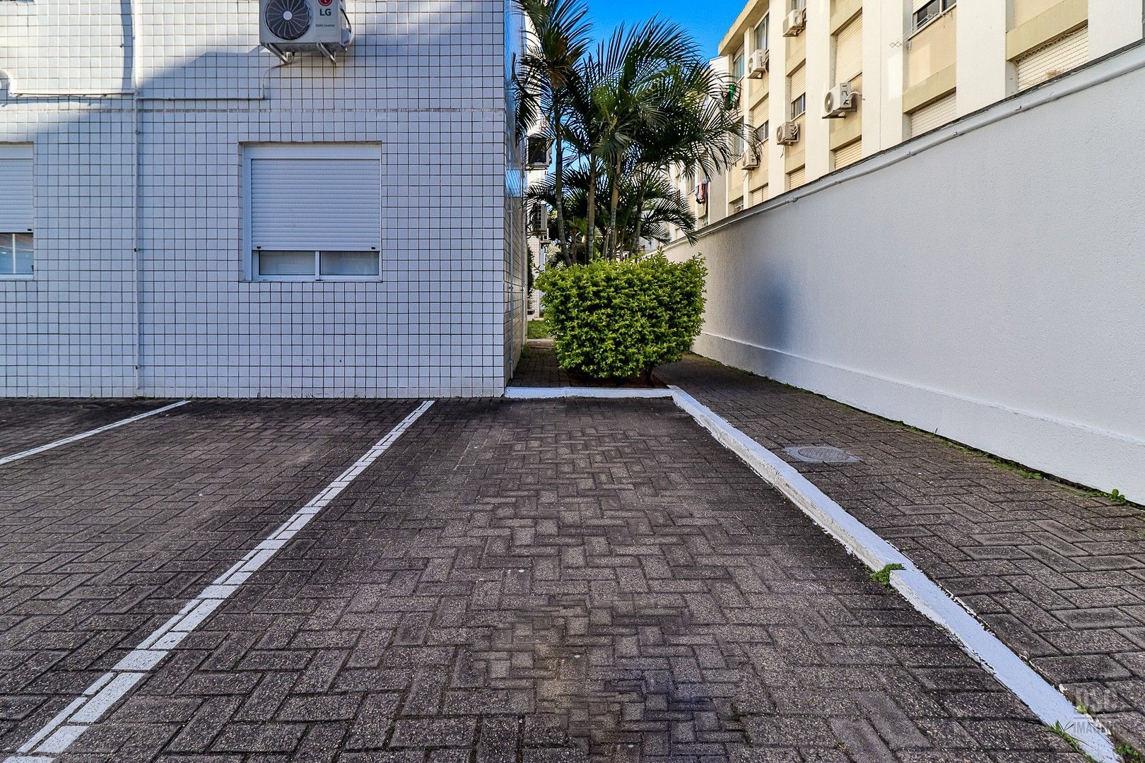 Apartamento aconchegante na Dr. Campos Velho | 2 dormitórios com vaga de garagem — foto 32