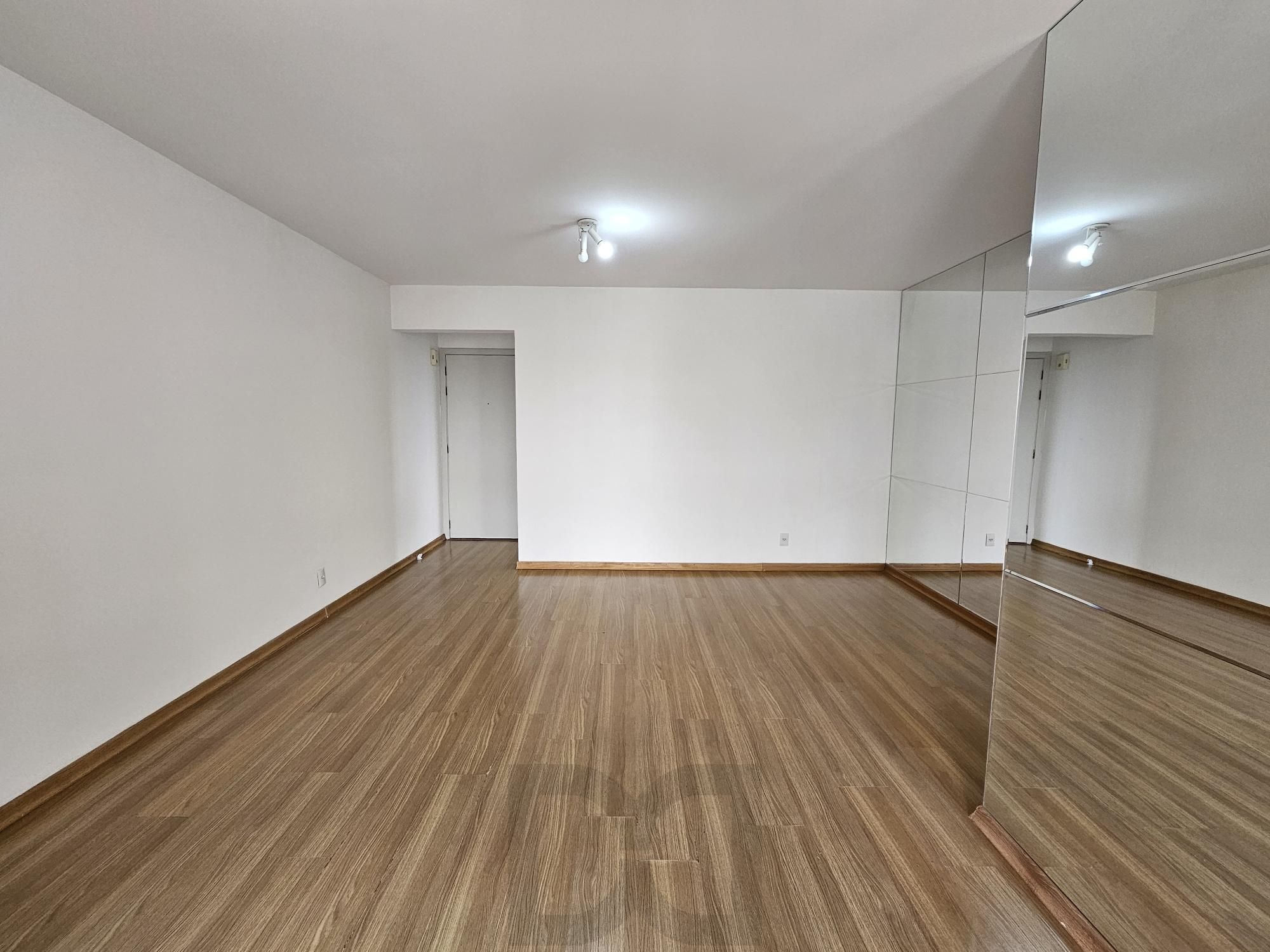 Apartamento 3 Dorm sendo 1 suite e 2 vagas — foto 6