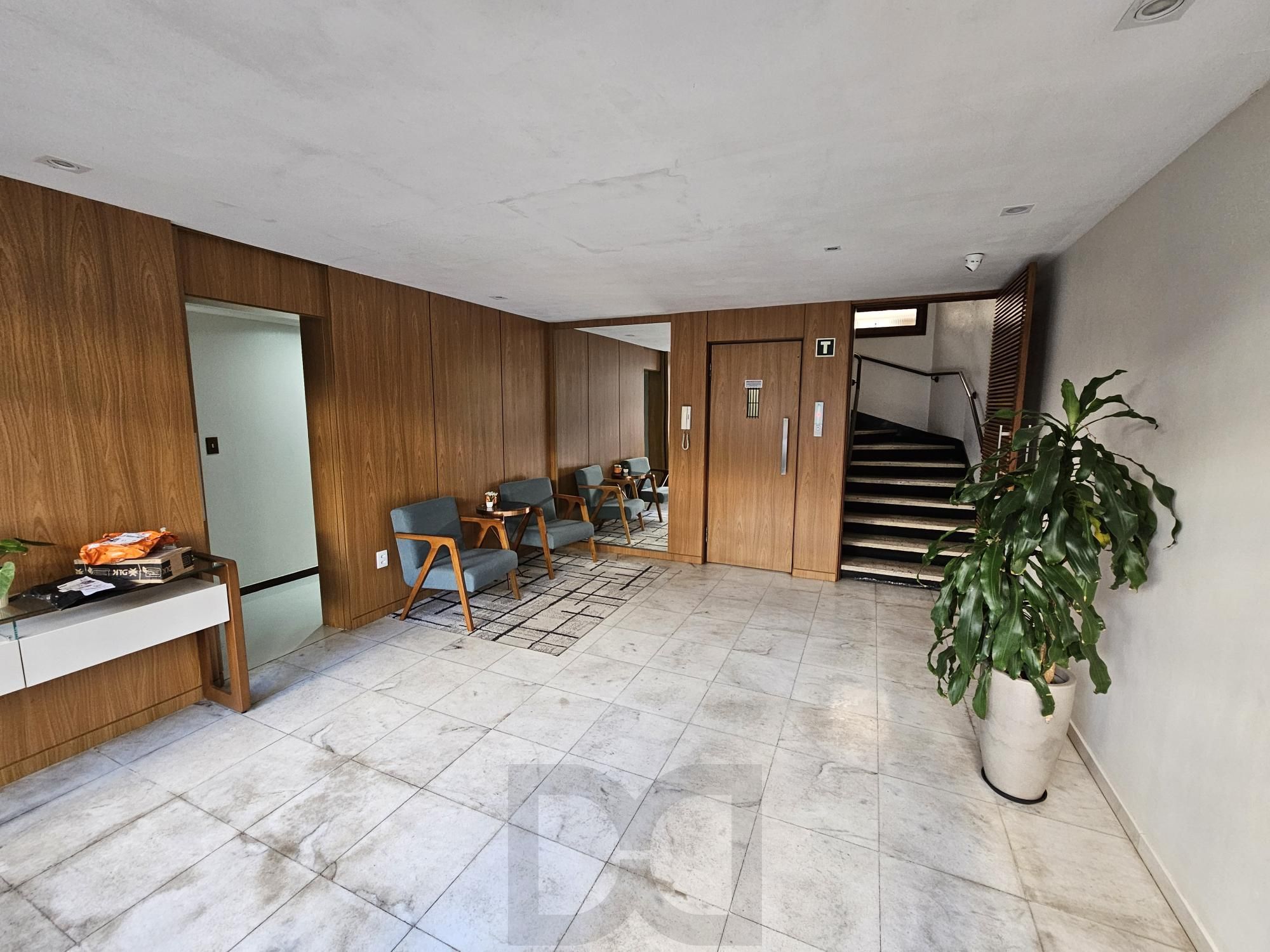 APARTAMENTO EM FRENTE A PRAÇA - BAIRRO PETRÓPOLIS — foto 47