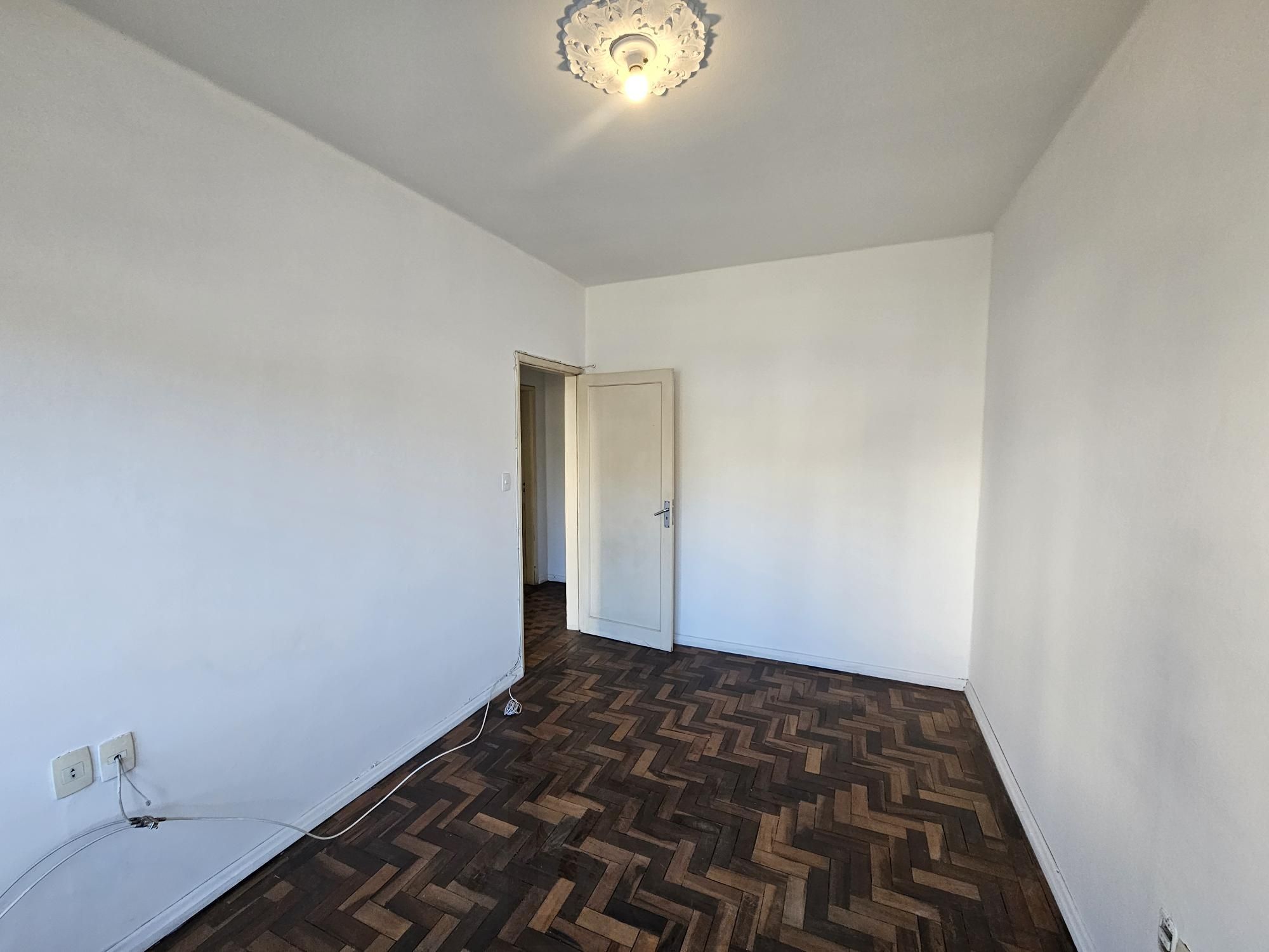 Apartamento 3 dormitórios, com elevador e em frente a Redenção — foto 7