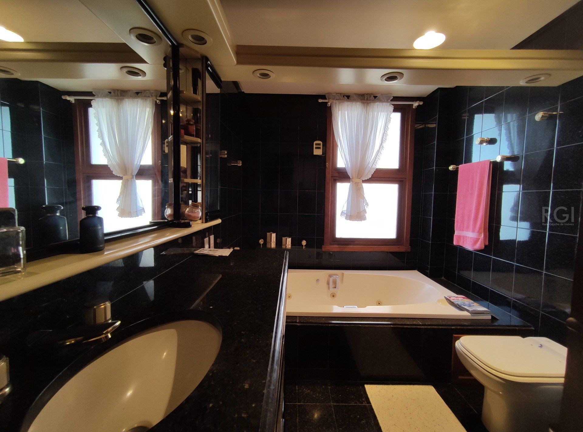 Cobertura para Venda - 354.67m², 3 dormitórios, sendo 1 suites, 3 vagas - Jardim Lindóia — foto 11