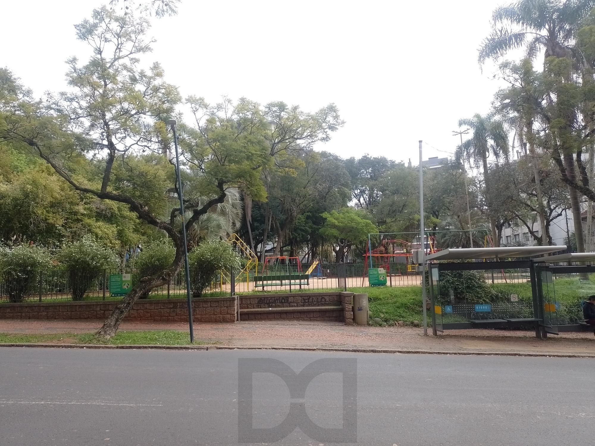 Apartamento 2 dormitórios com vaga e elevador no Moinhos de Vento — foto 17