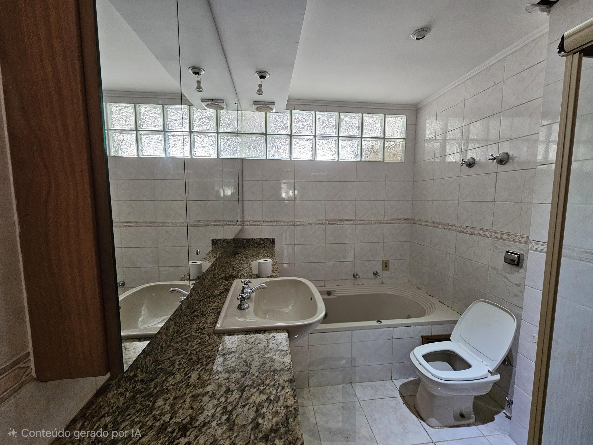 APARTAMENTO GIGANTE EM FRENTE AO HOSPITAL MILITAR — foto 13
