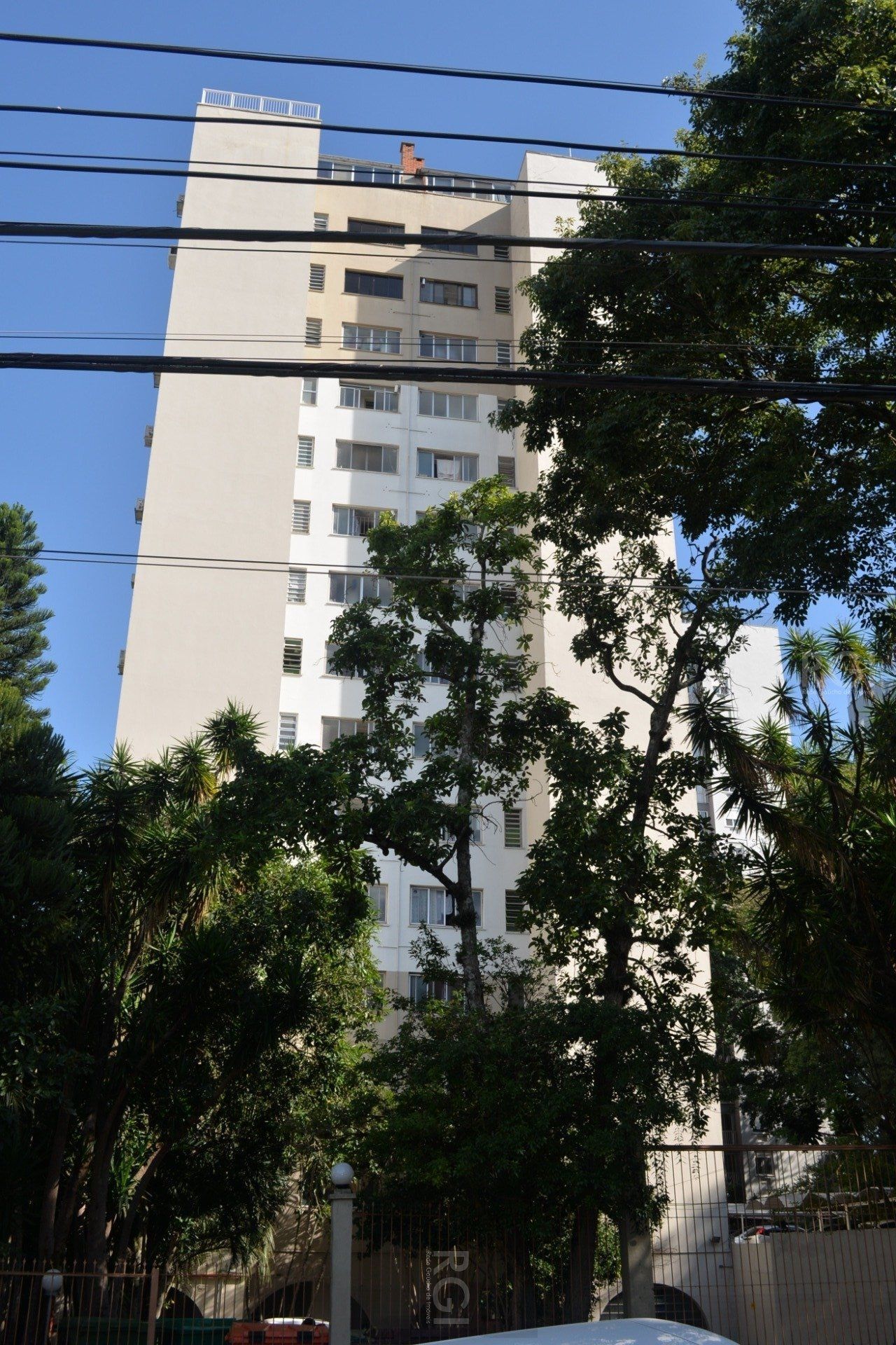 Apartamento para Venda - 120.46m², 3 dormitórios, sendo 1 suites, 1 vaga - Cristal — foto 2