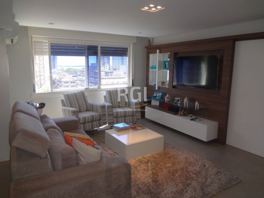 Cobertura para Venda - 267m², 3 dormitórios, sendo 1 suites, 2 vagas - Menino Deus — foto 4