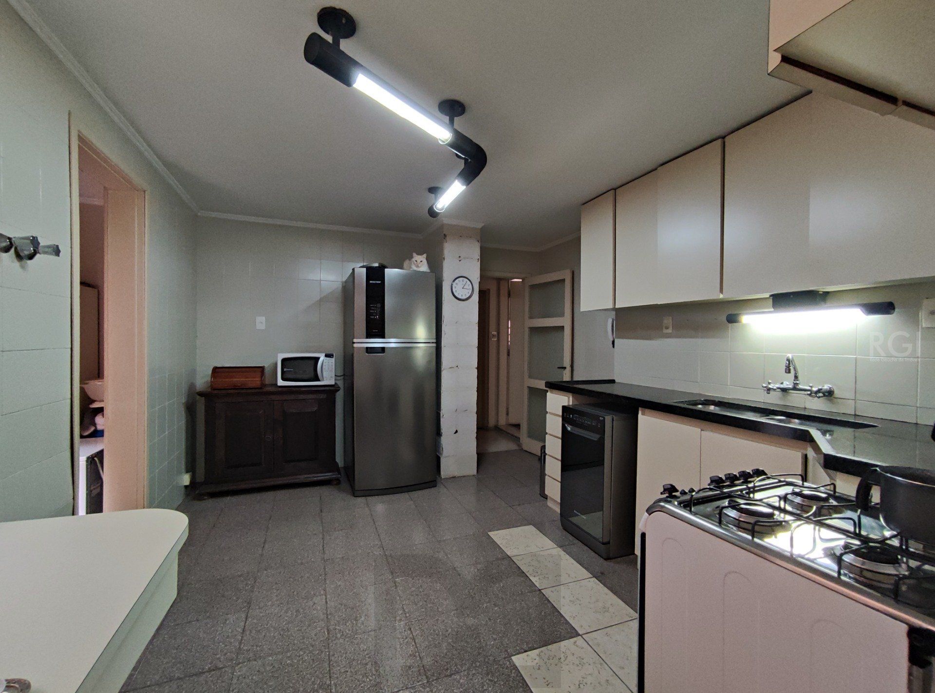 Sobrado para Venda - 345m², 4 dormitórios, sendo 2 suites, 2 vagas - Independência — foto 9