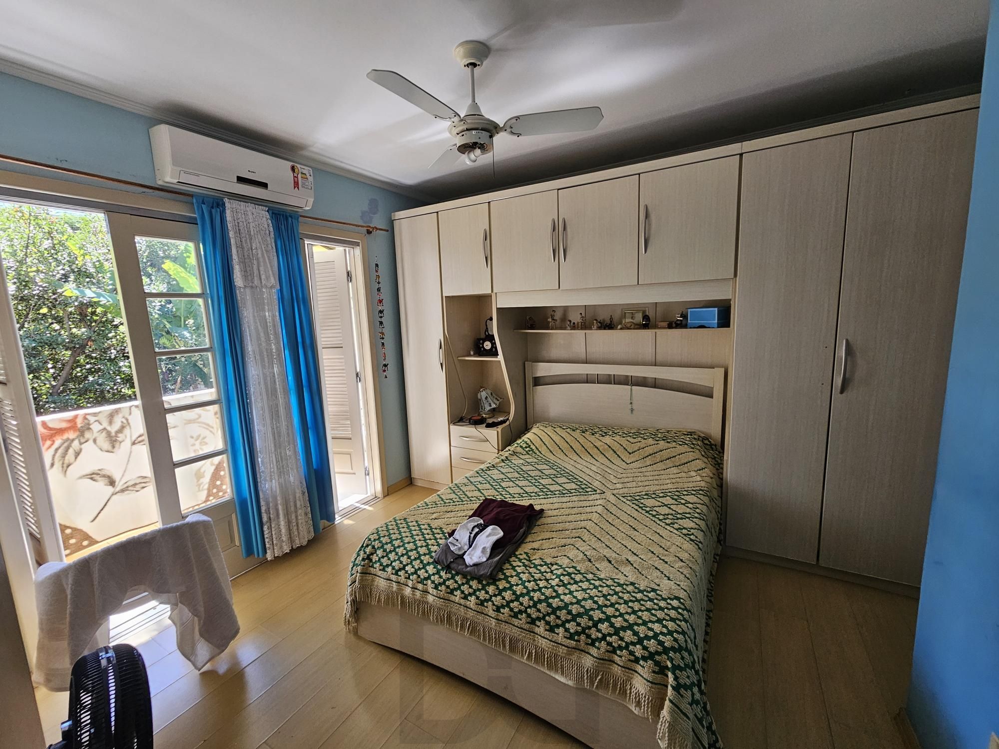 Casa 03 dormitórios com suite e 02 vagas no Bairro Mont Serrat — foto 8