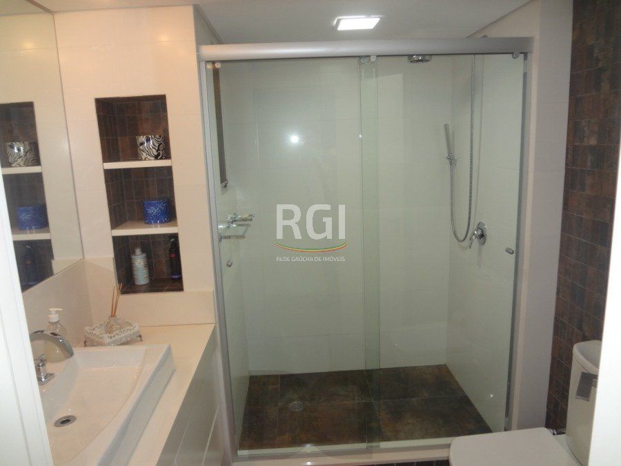 Cobertura para Venda - 267m², 3 dormitórios, sendo 1 suites, 2 vagas - Menino Deus — foto 14