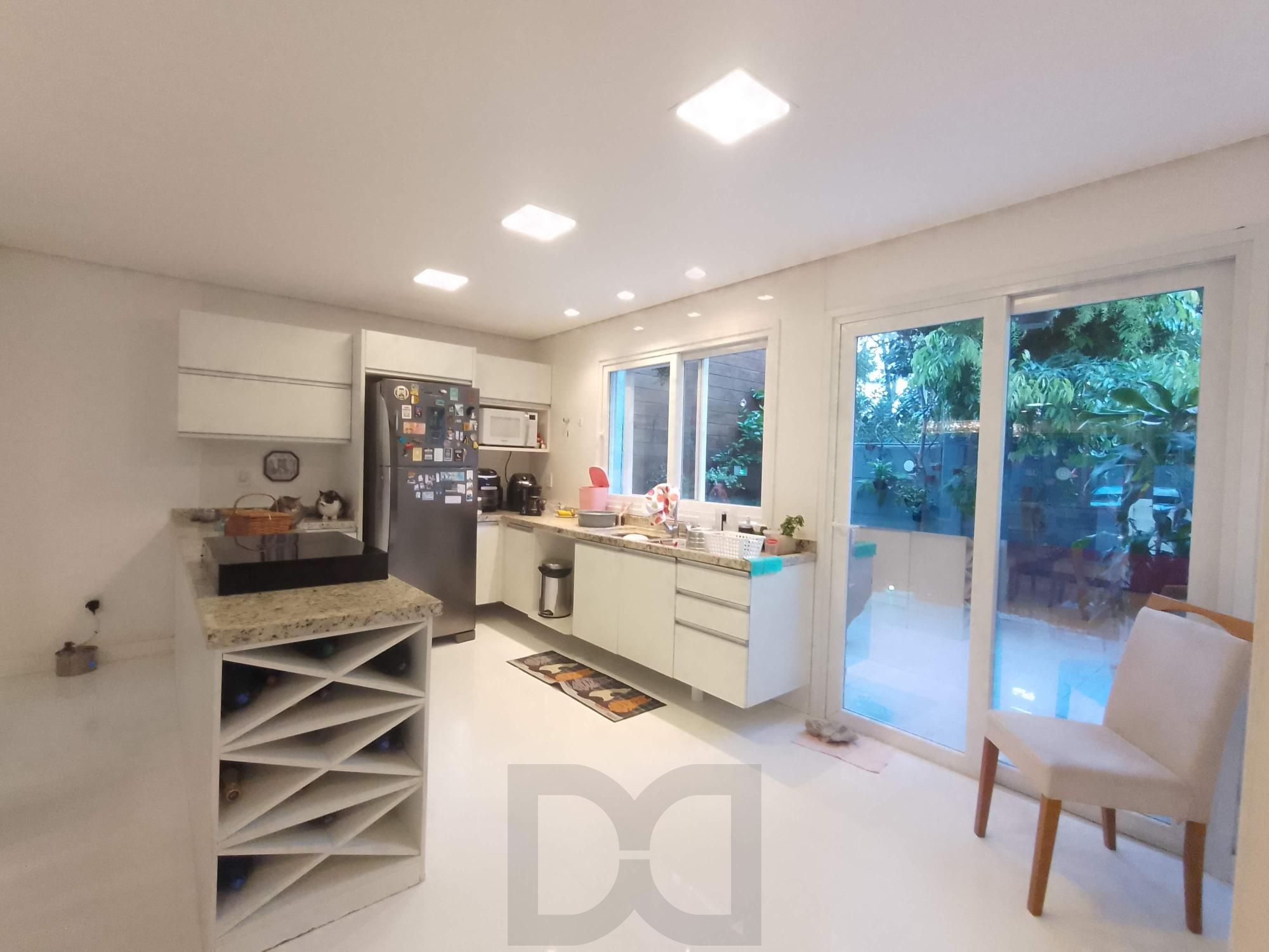 Belíssima casa em condomínio seguro no Reserva Ecoville — foto 1