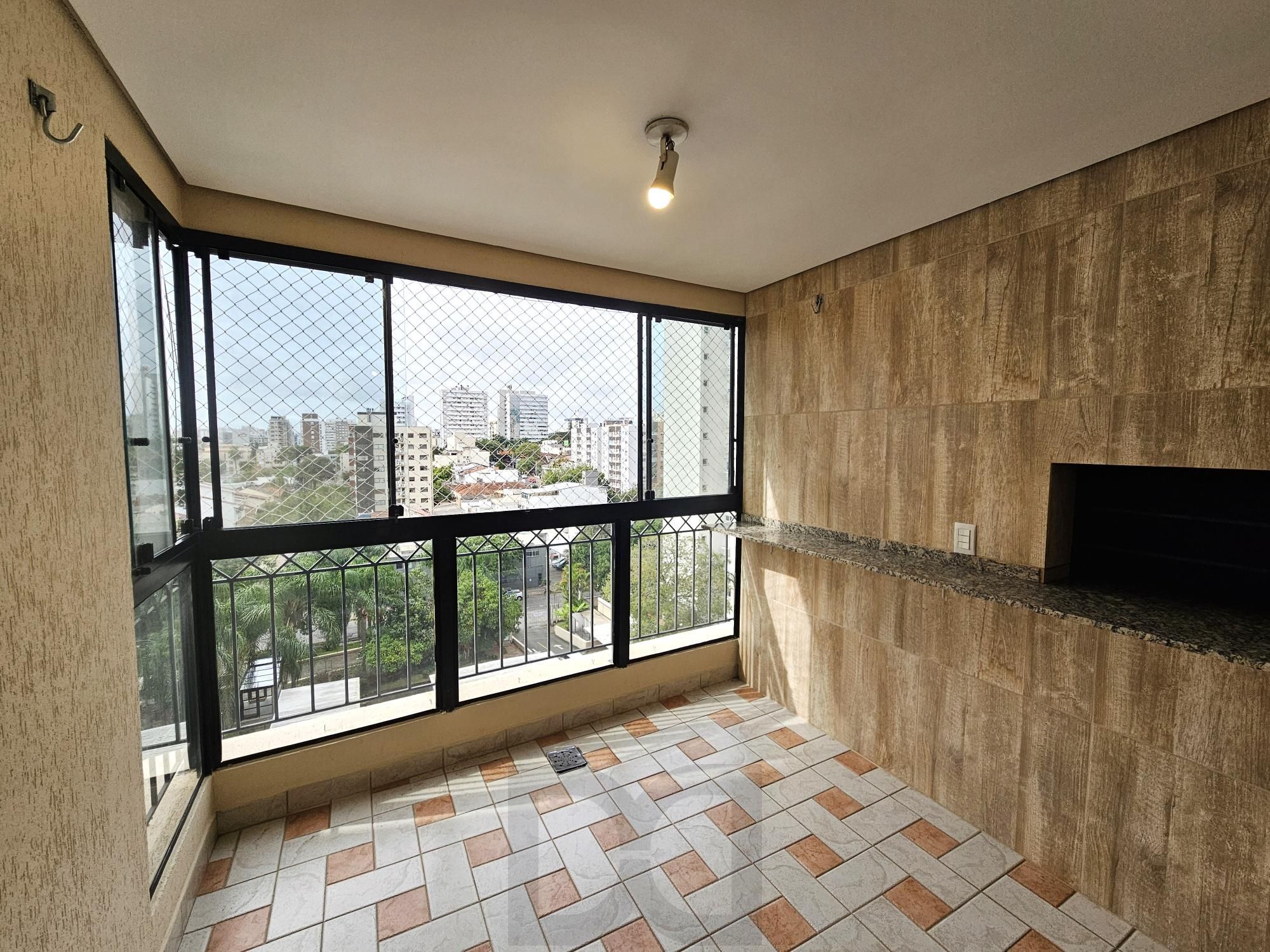 Apartamento 3 Dorm sendo 1 suite e 2 vagas — foto 3