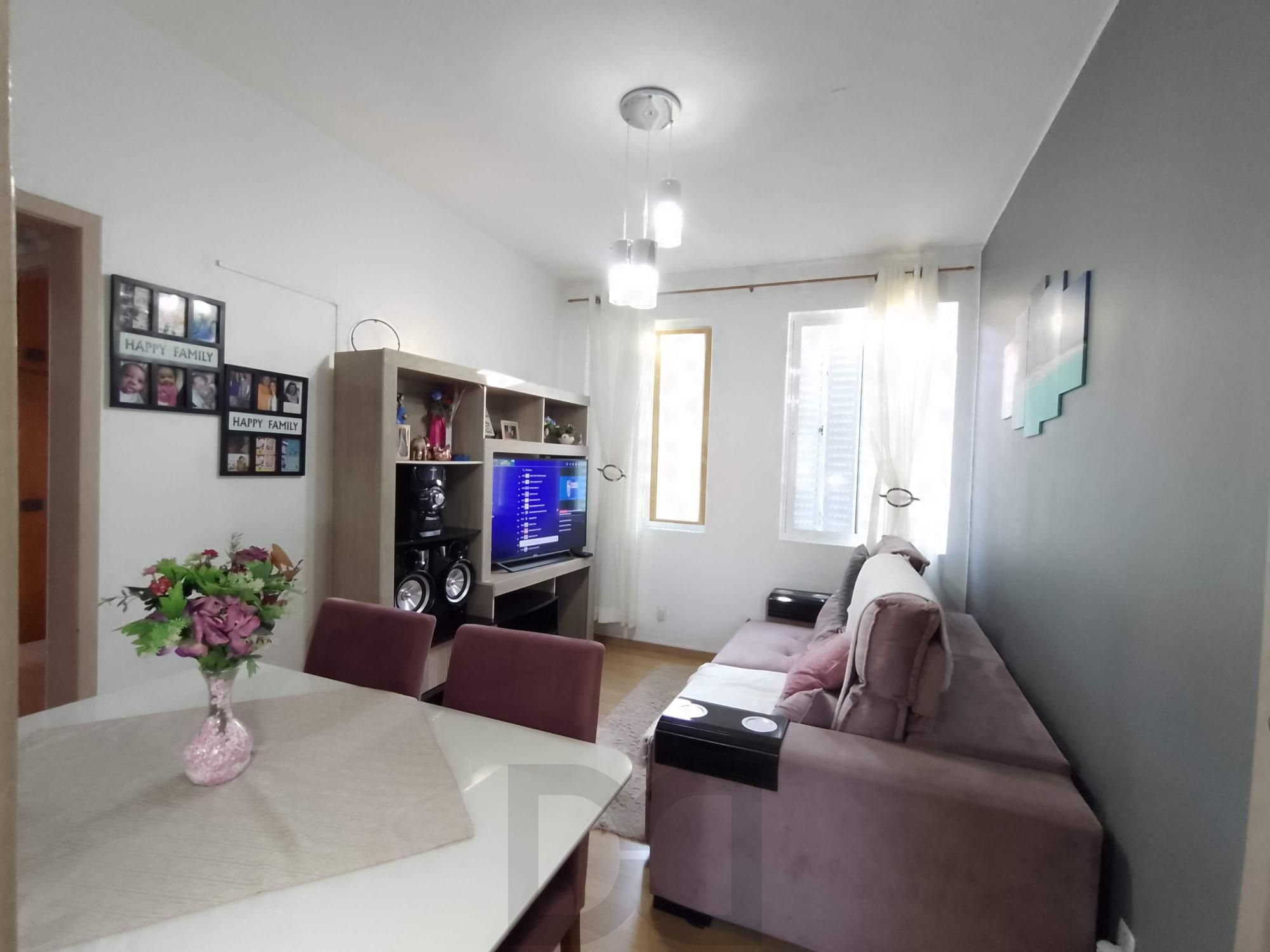 Apartamento 2 dormitórios reformado no Passo D'Areia — foto 2