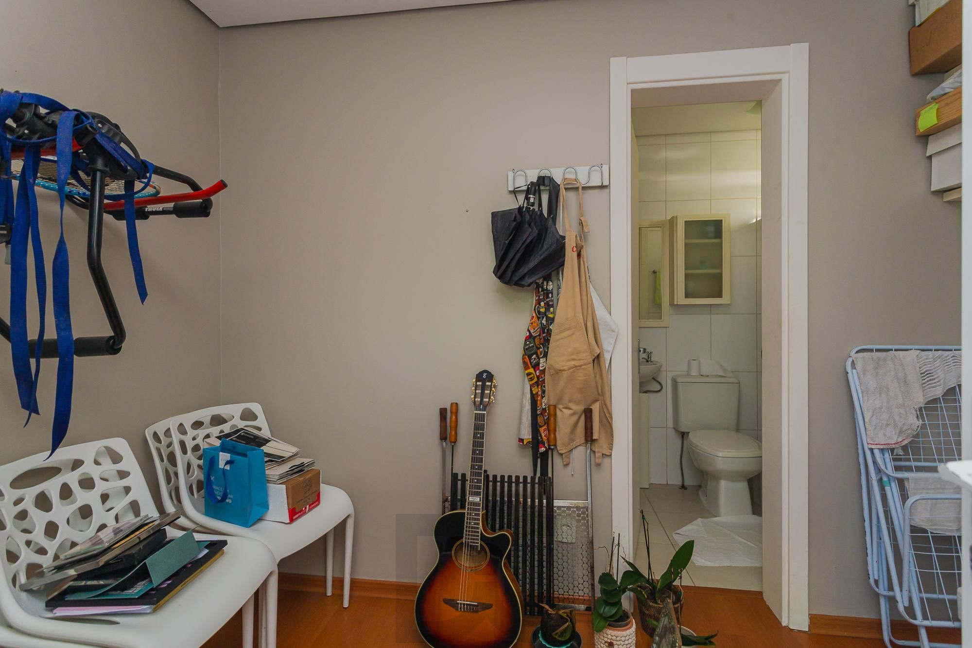 CONDOMINIO ATMOSFERA - CASA MOBILIADA DE 4 SUÍTES COM 4 VAGAS — foto 28