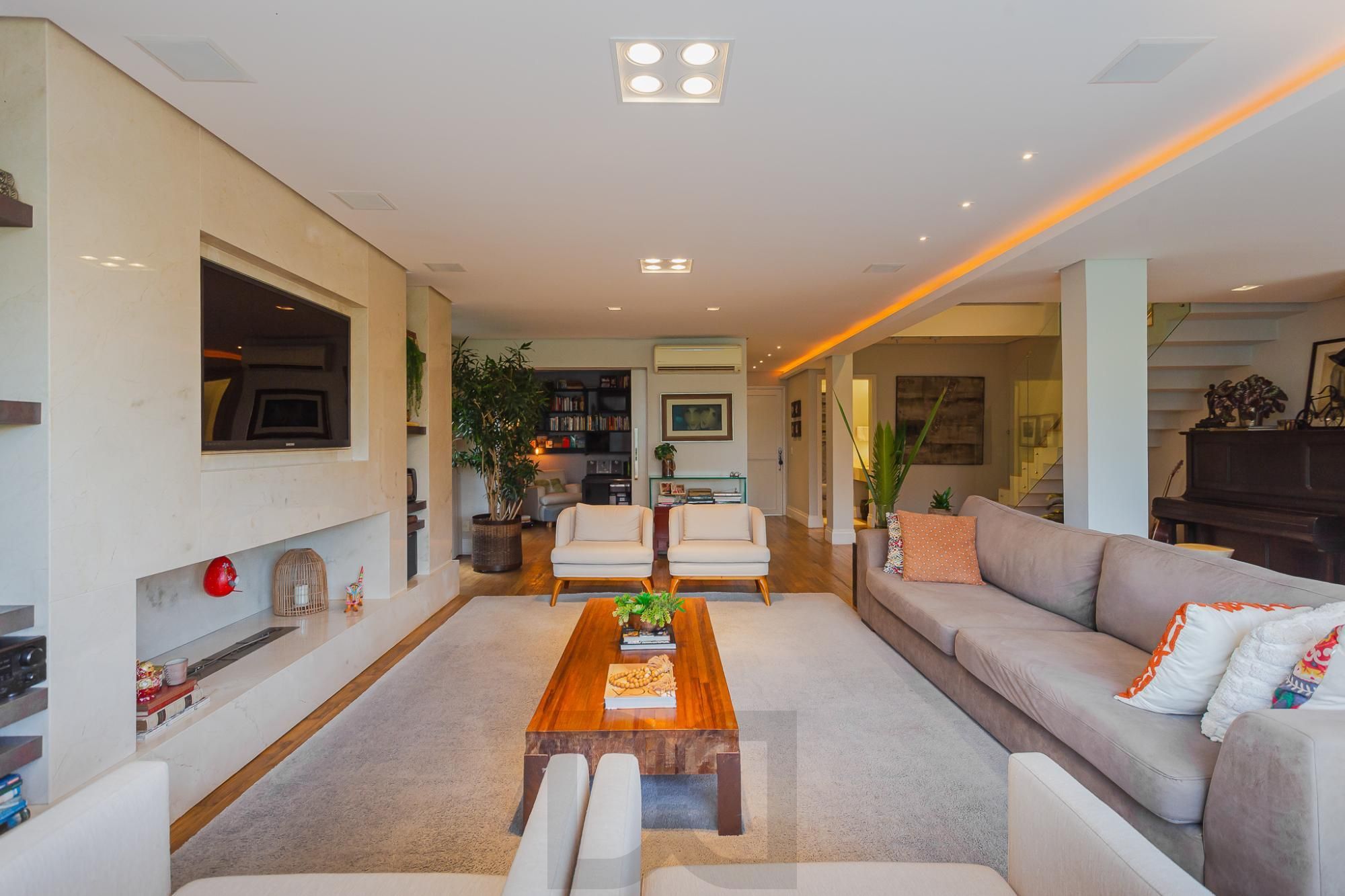 CONDOMINIO ATMOSFERA - CASA MOBILIADA DE 4 SUÍTES COM 4 VAGAS — foto 8