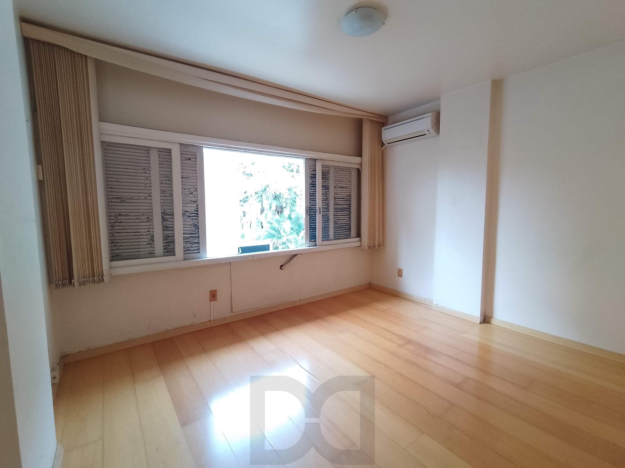 Apartamento 2 dormitórios com vaga e elevador no Moinhos de Vento — foto 11
