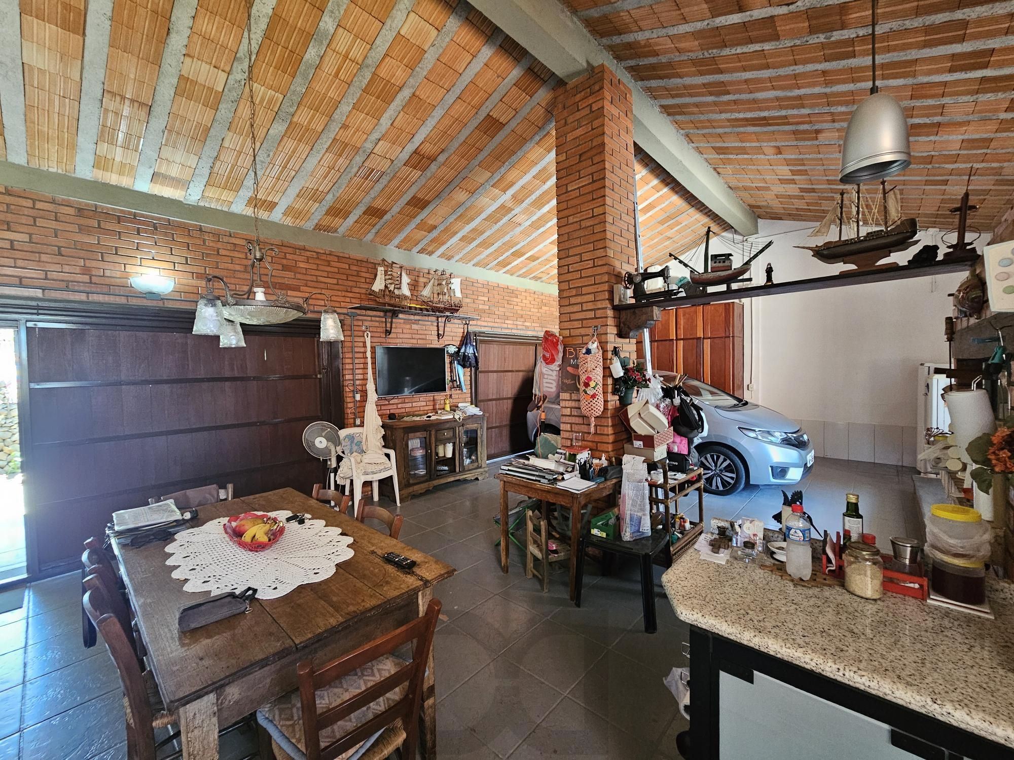 LINDA CASA NO BAIRRO GUARUJÁ - TERRENO COM 22 METROS DE FRENTE — foto 33