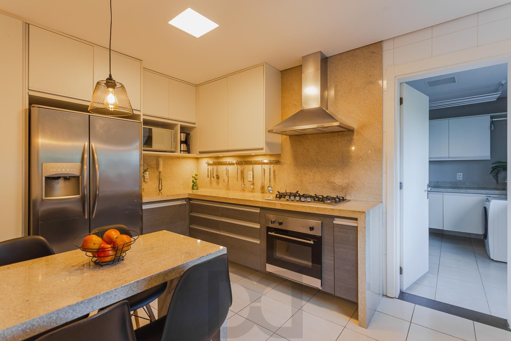 CONDOMINIO ATMOSFERA - CASA MOBILIADA DE 4 SUÍTES COM 4 VAGAS — foto 23