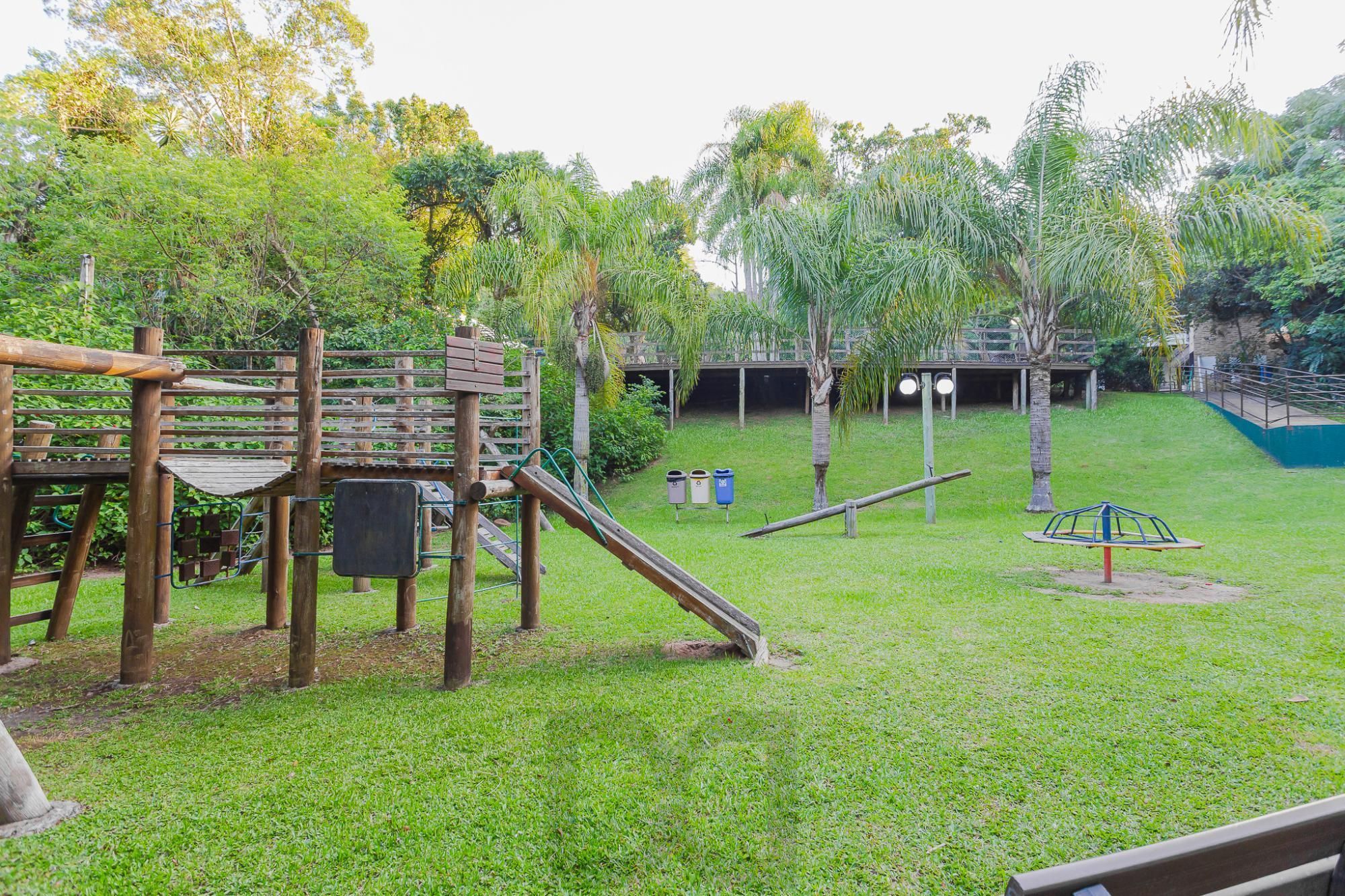 CONDOMINIO ATMOSFERA - CASA MOBILIADA DE 4 SUÍTES COM 4 VAGAS — foto 87