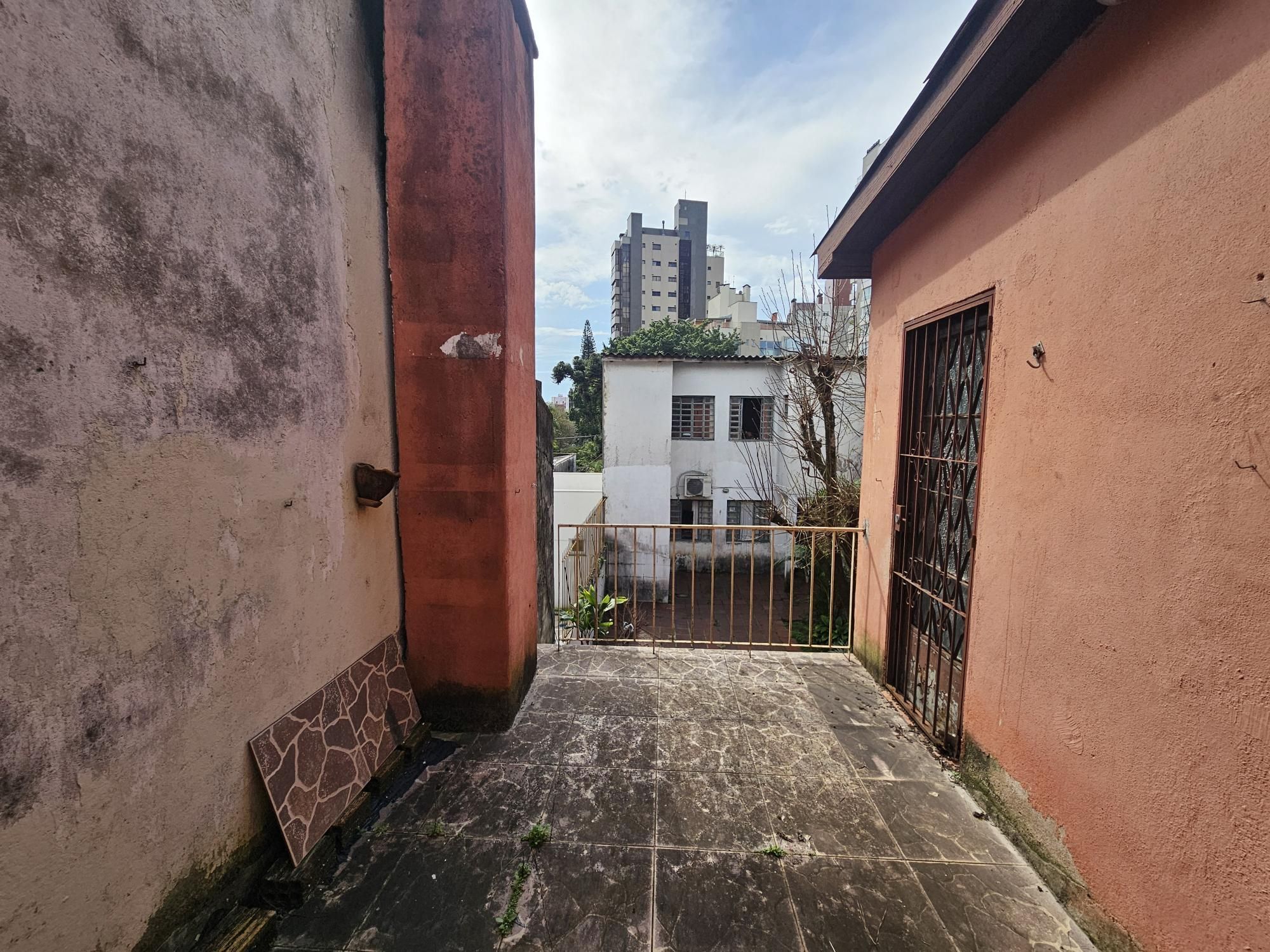 SOBRADO COM MUITO ESPAÇO NO BAIRRO RIO BRANCO! — foto 21