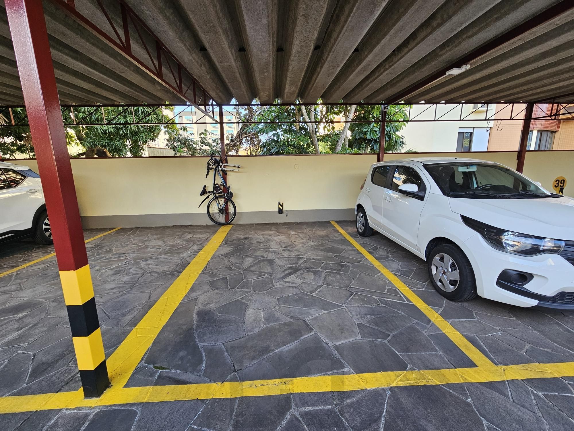 Apartamento 3 dormitórios com vaga no Menino Deus — foto 20