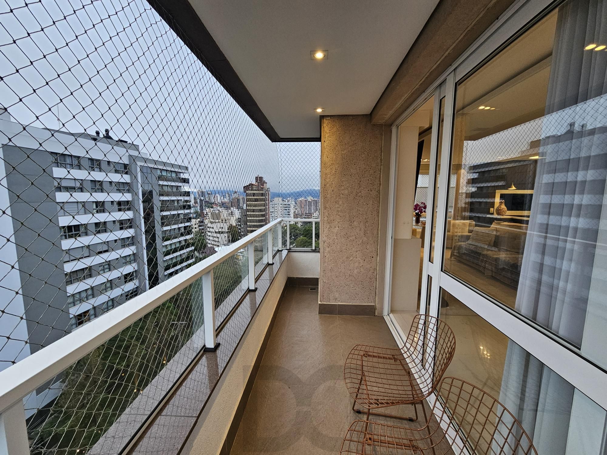ANDAR ALTO BAIRRO BELA VISTA | ANDAR INTEIRO COM 180M2 — foto 4