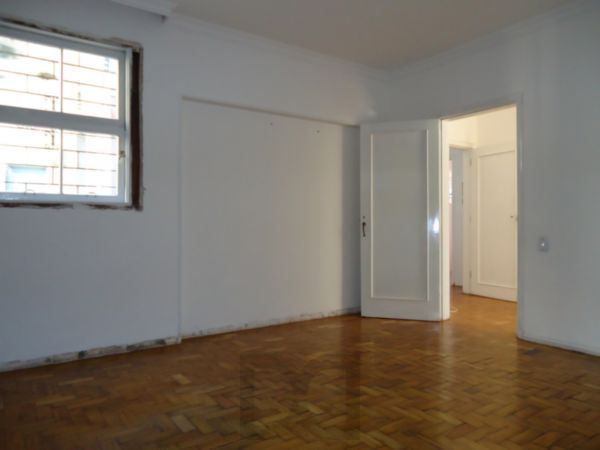 Casa para Venda - 510m², 6 dormitórios, sendo 1 suites, 3 vagas - São João — foto 20