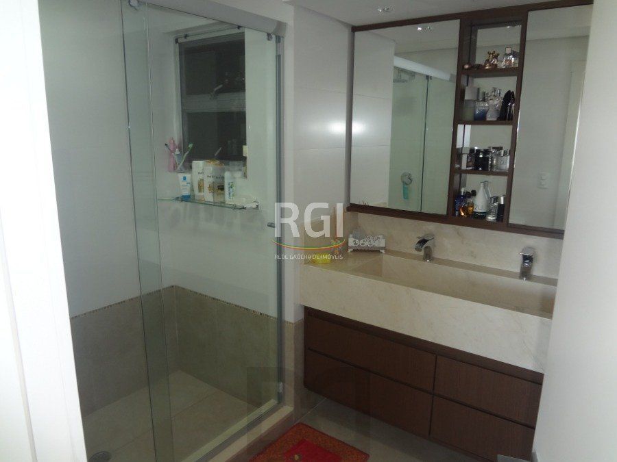 Cobertura para Venda - 267m², 3 dormitórios, sendo 1 suites, 2 vagas - Menino Deus — foto 13