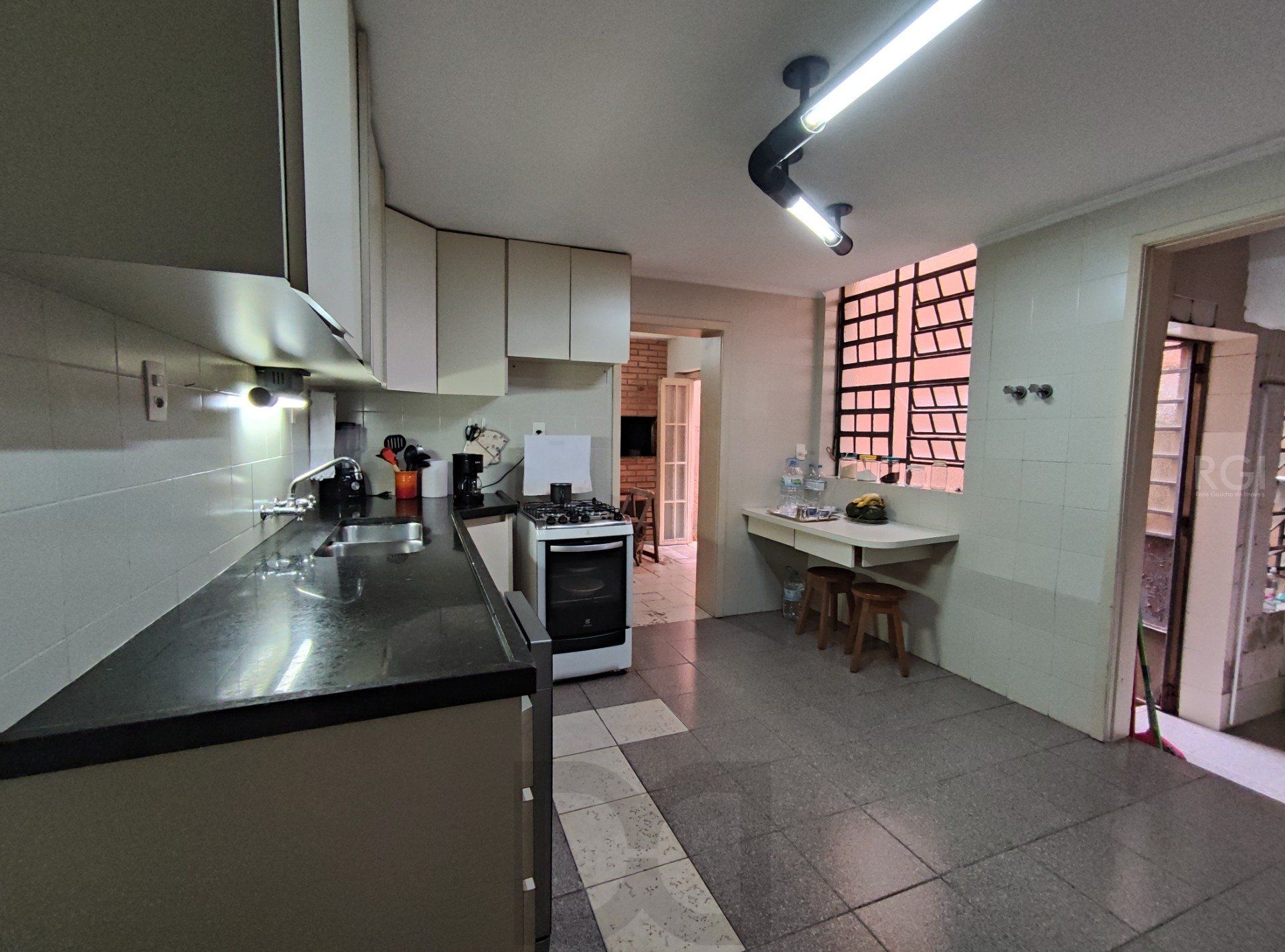 Sobrado para Venda - 345m², 4 dormitórios, sendo 2 suites, 2 vagas - Independência — foto 8