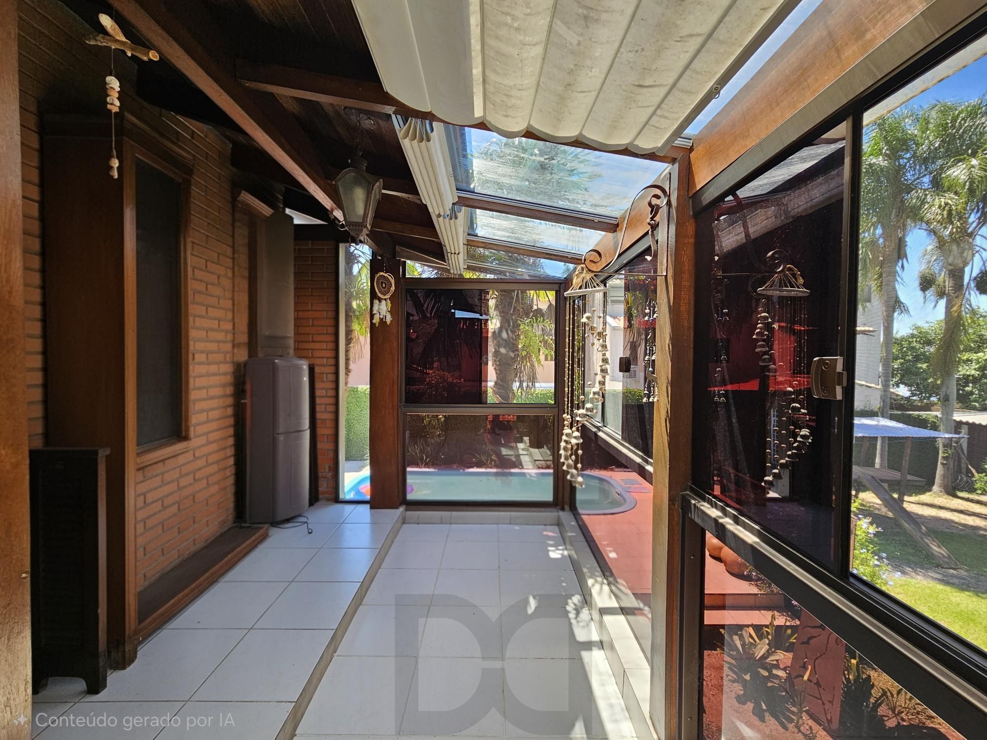 LINDA CASA NO BAIRRO GUARUJÁ - TERRENO COM 22 METROS DE FRENTE — foto 27