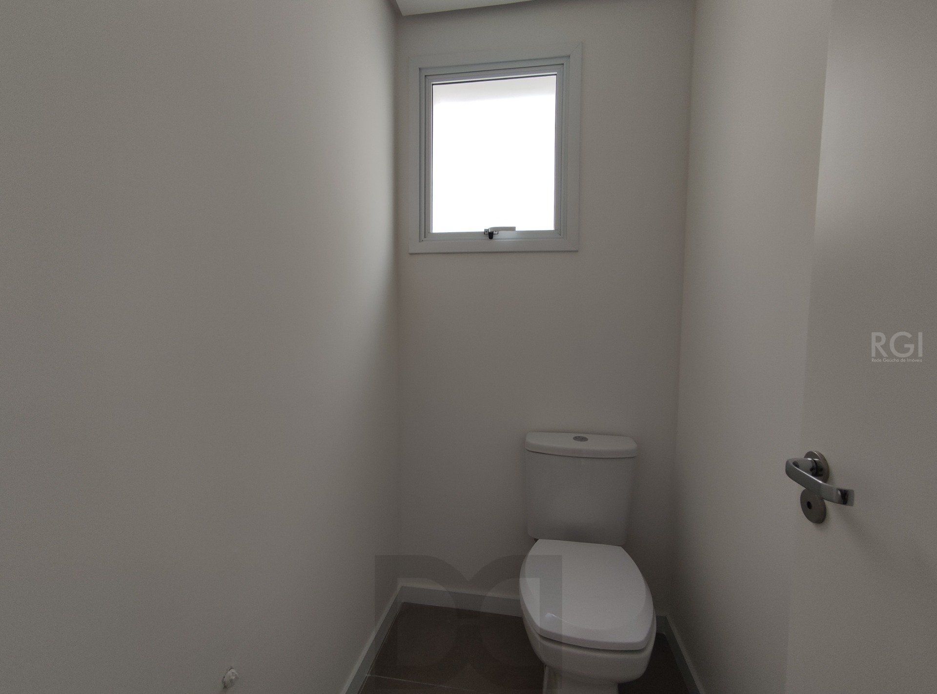 Duplex para Venda - 179.08m², 2 dormitórios, sendo 2 suites, 2 vagas - Petrópolis — foto 5