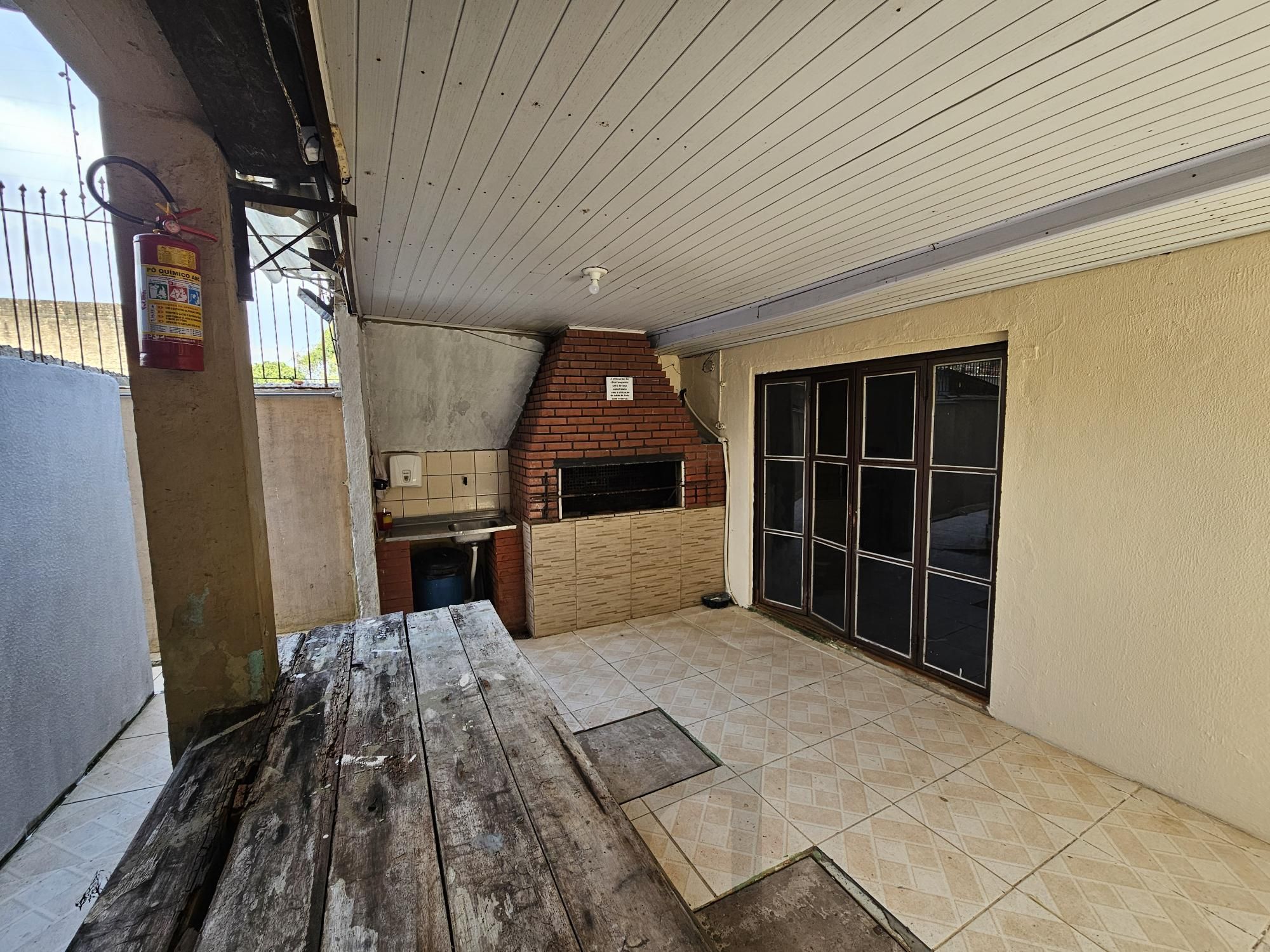 APARTAMENTO TERREO COM VAGA NA SATURNINO DE BRITO — foto 12