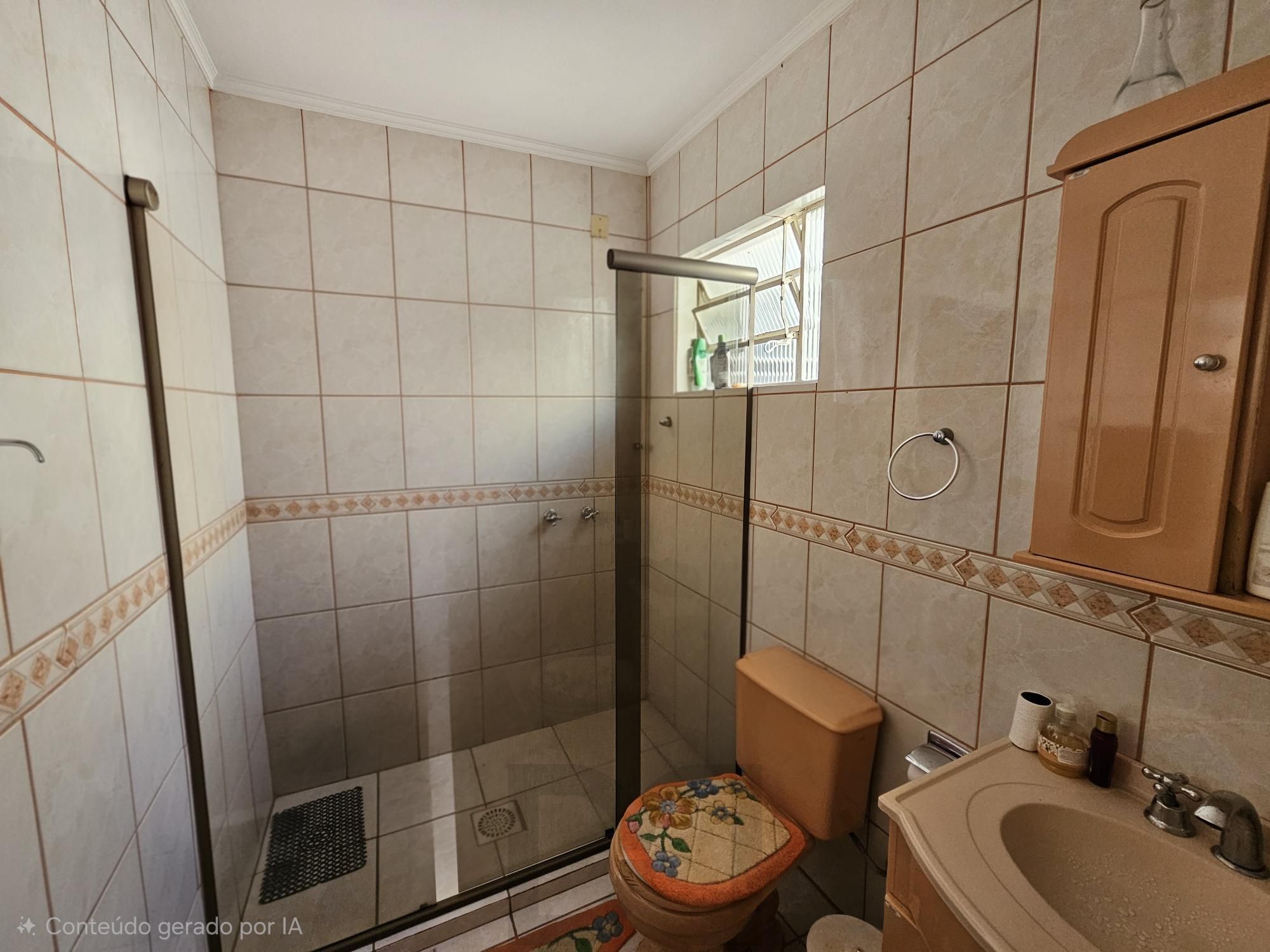 Casa 03 dormitórios com suite e 02 vagas no Bairro Mont Serrat — foto 13