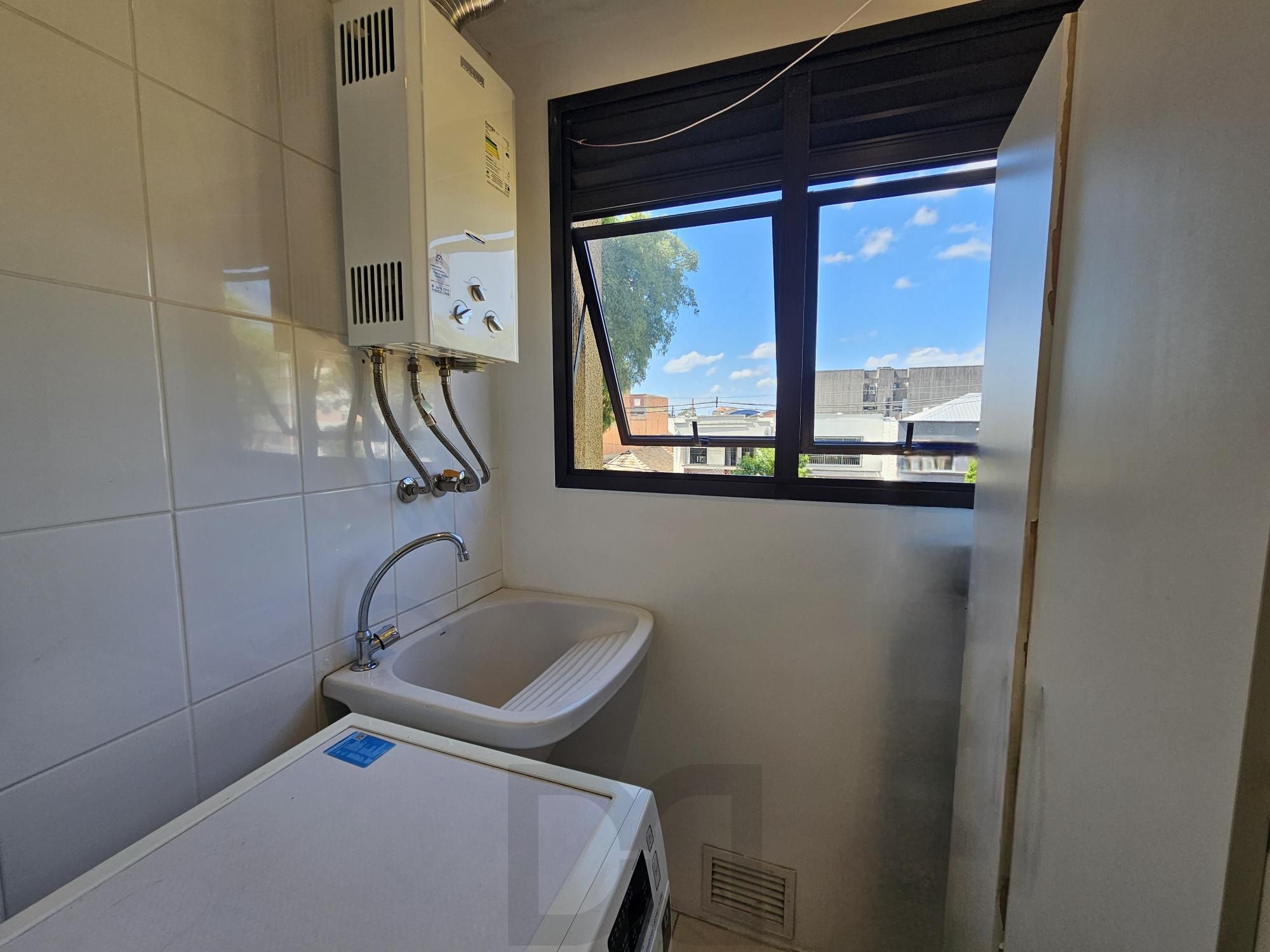 Apartamento 2 dormitórios com vaga e elevador no São Geraldo — foto 6