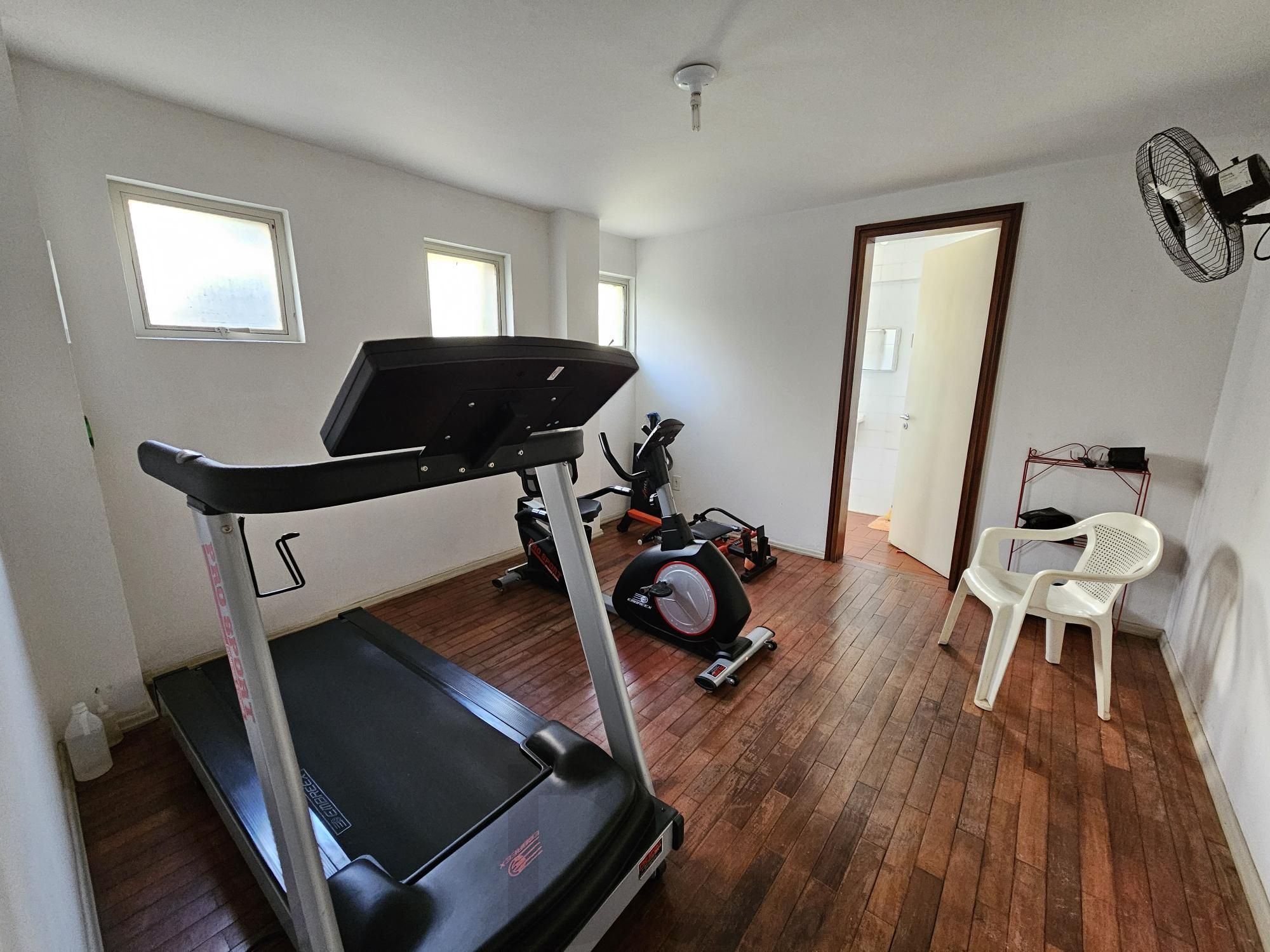 APARTAMENTO EM FRENTE A PRAÇA - BAIRRO PETRÓPOLIS — foto 44
