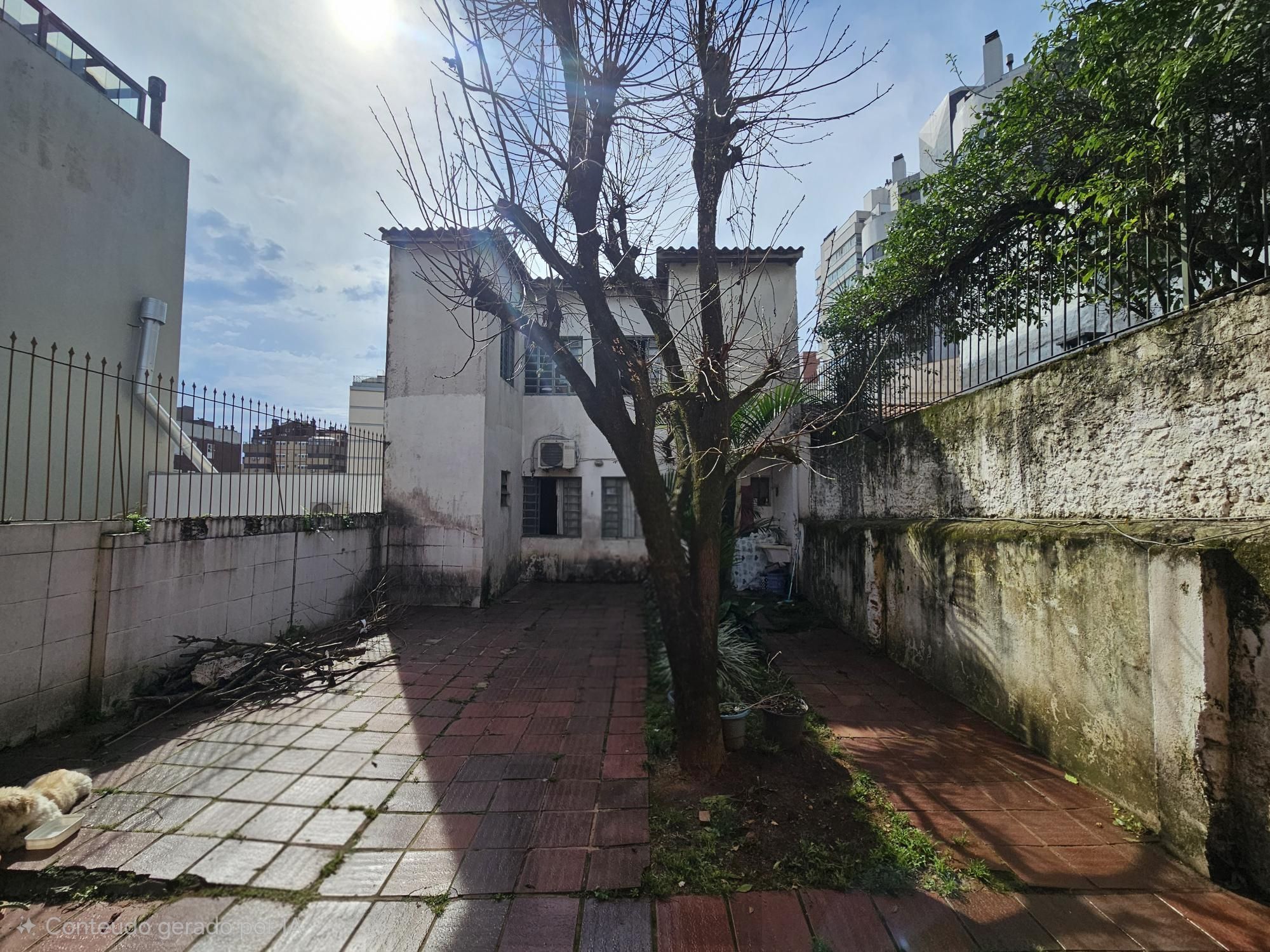 SOBRADO COM MUITO ESPAÇO NO BAIRRO RIO BRANCO! — foto 7