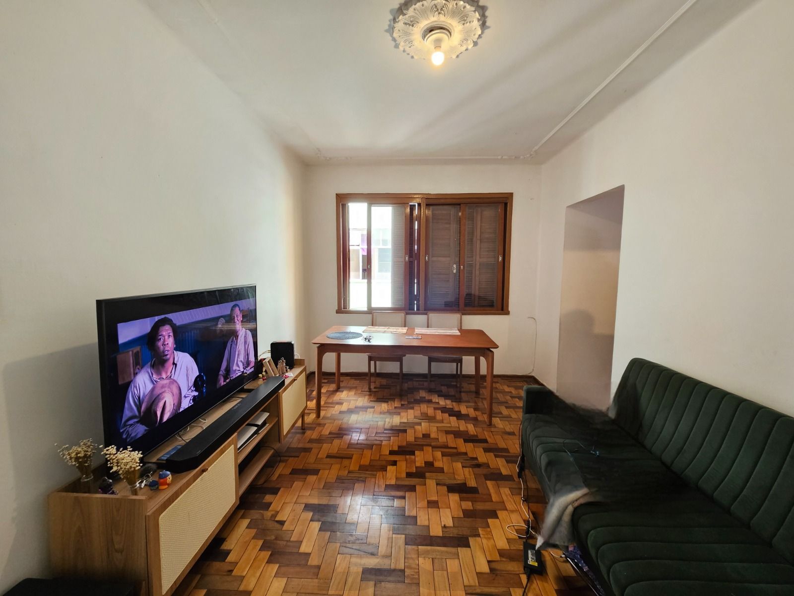 Apartamento 3 dormitórios com sacada na Cristóvão — foto 4