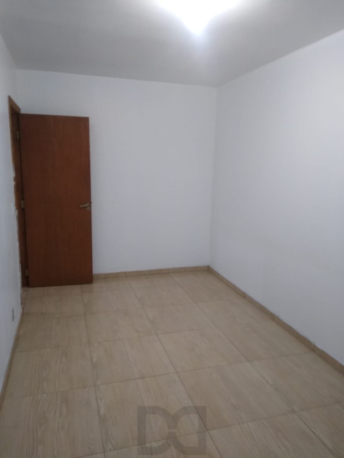 1 DORMITÓRIO COM VAGA PERTO DA PUC | DESOCUPADO — foto 3
