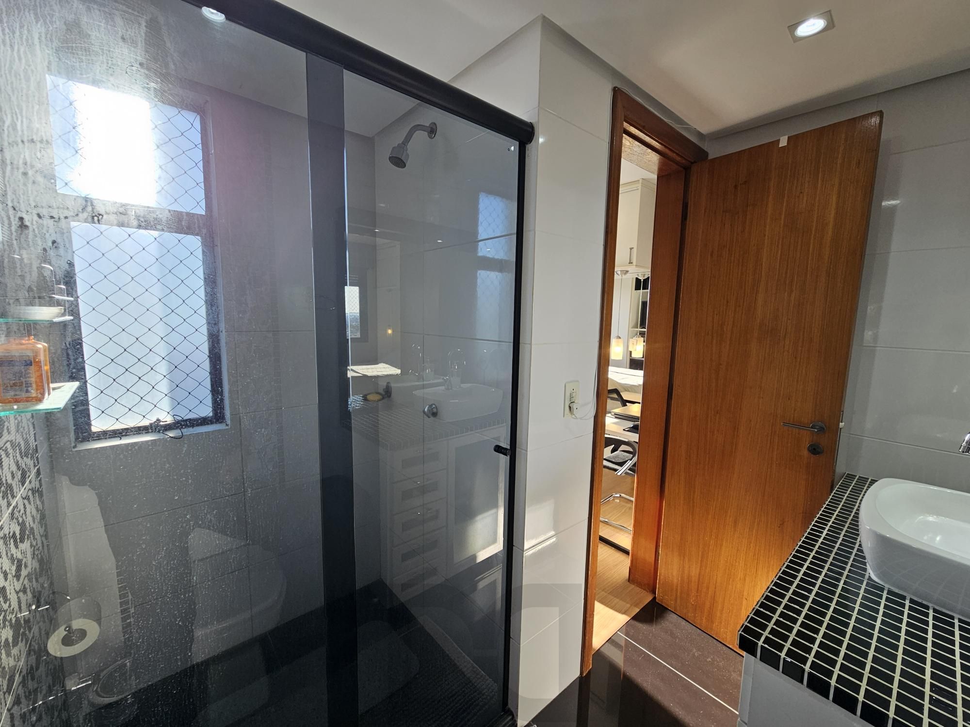 Apartamento 02 dormitórios com suite e 02 vagas individuais no Higienópolis — foto 14