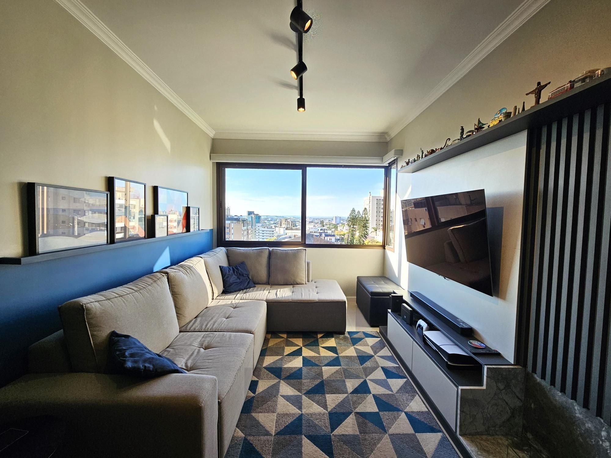 APARTAMENTO 2 DORMITÓRIOS MOBILIADO BAIRRO HIGIENÓPOLIS — foto 1