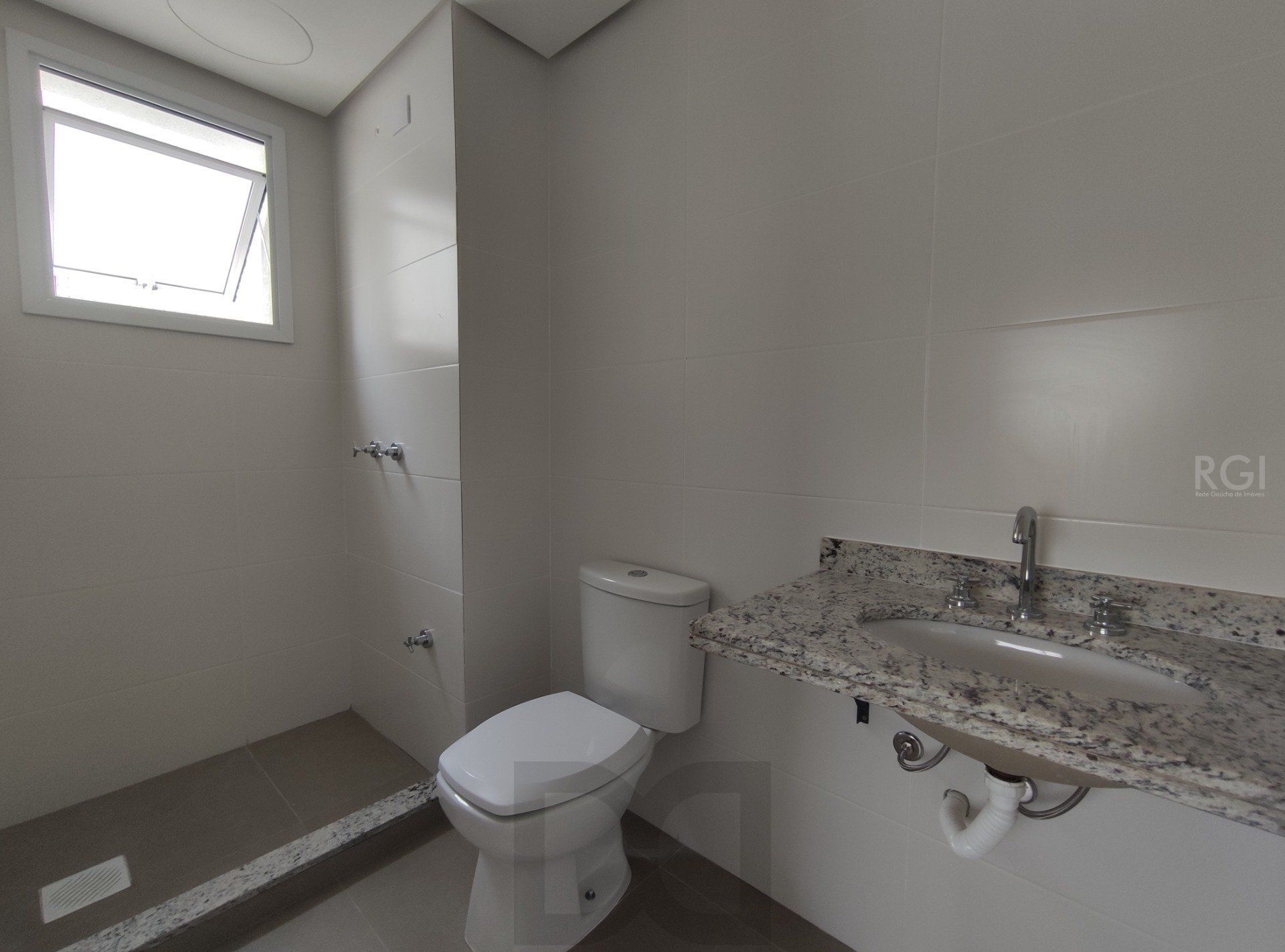 Duplex para Venda - 83.08m², 2 dormitórios, sendo 2 suites, 2 vagas - Petrópolis — foto 11