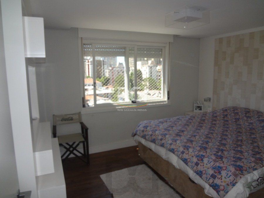 Cobertura para Venda - 267m², 3 dormitórios, sendo 1 suites, 2 vagas - Menino Deus — foto 11