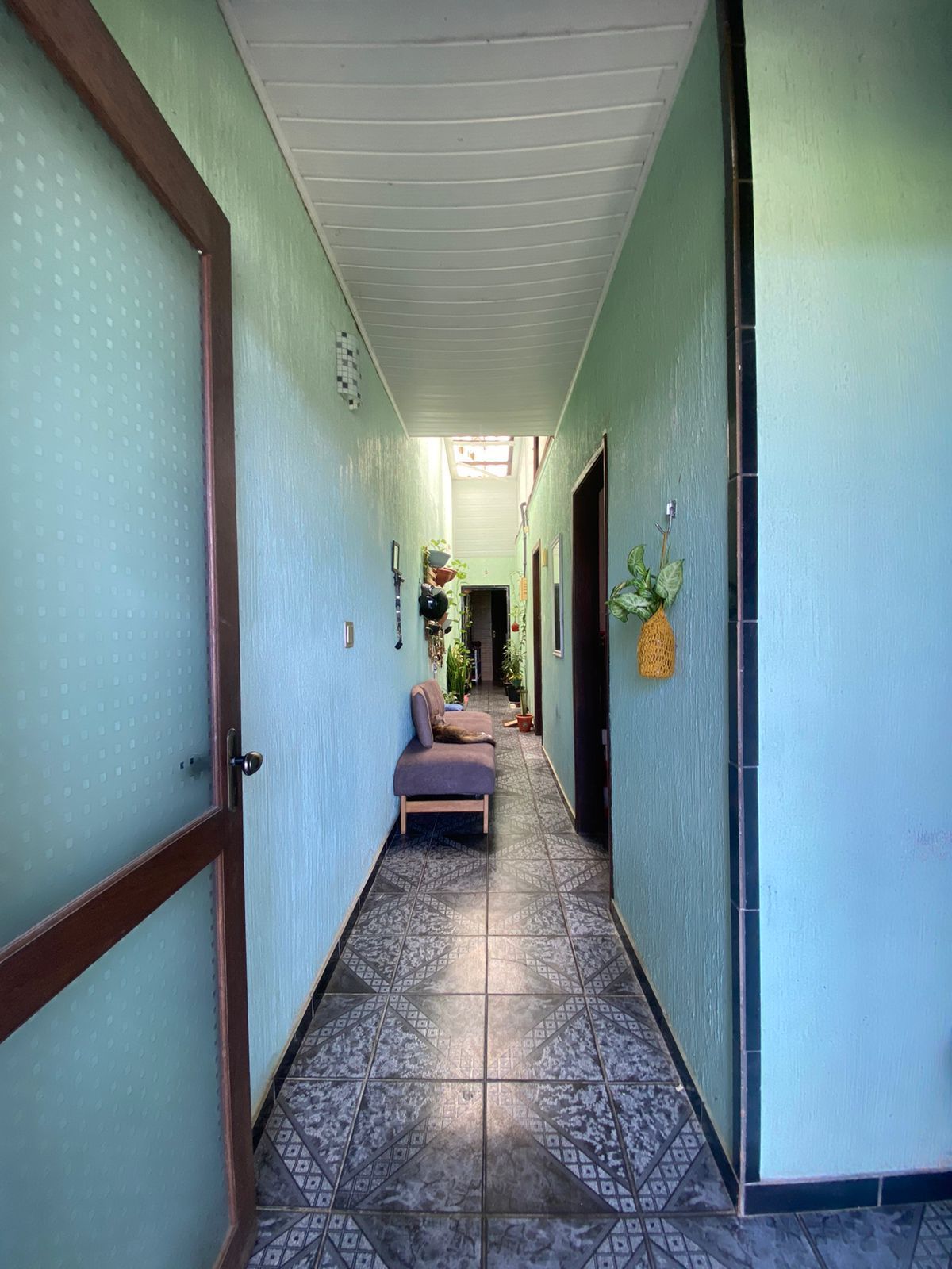 Casa 3 dormitórios com amplo terreno — foto 4