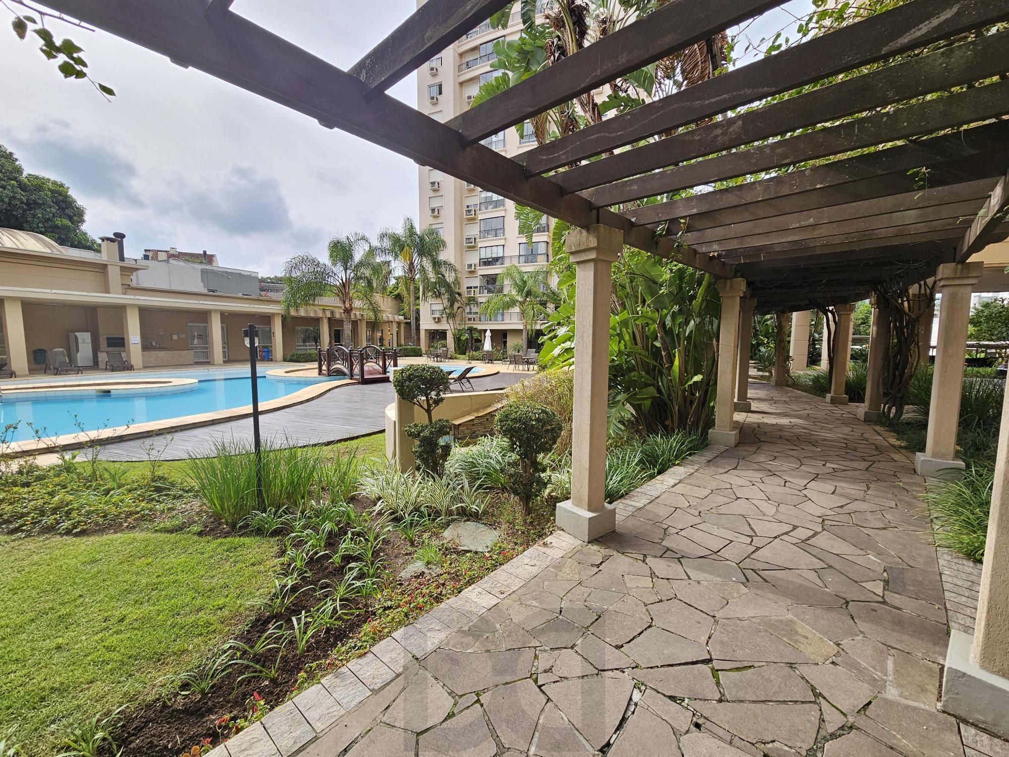 Apartamento 3 Dorm sendo 1 suite e 2 vagas — foto 43