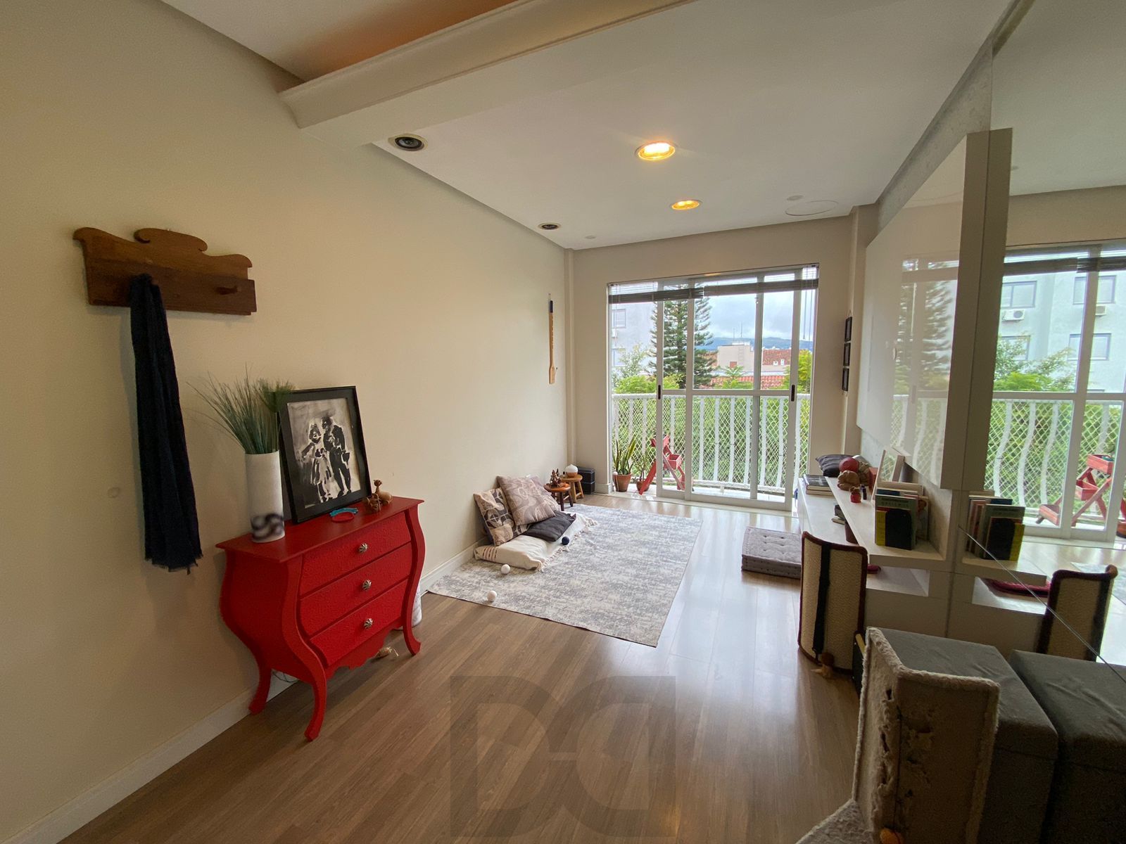 Apartamento 1 dormitório com vaga e elevador no Petrópolis — foto 4
