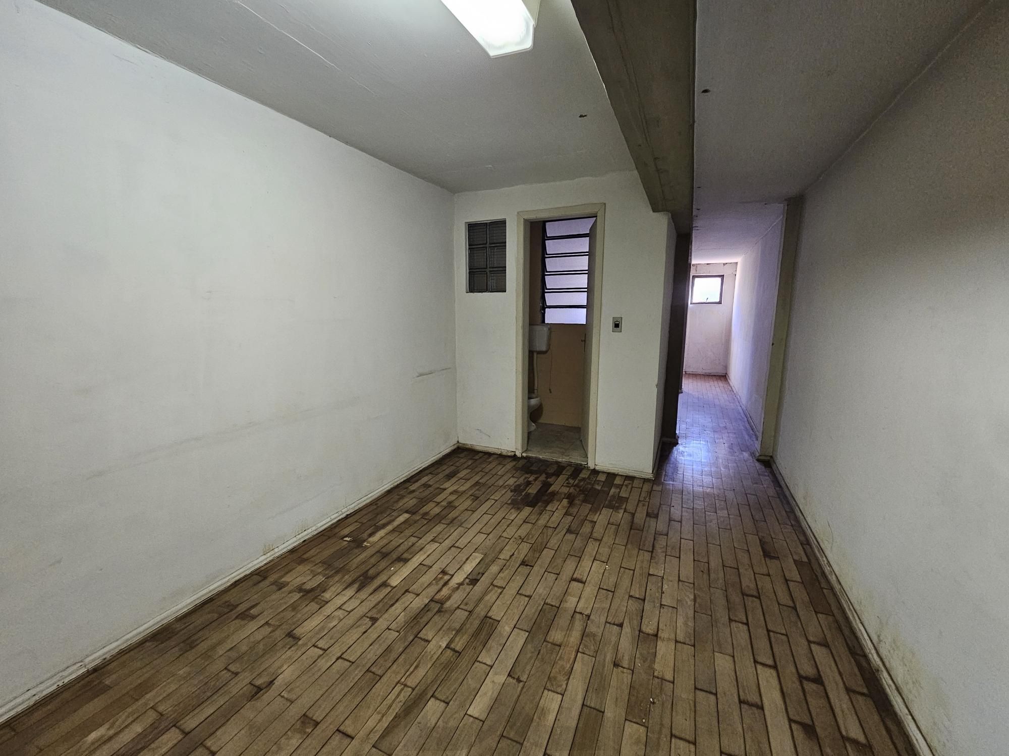 APARTAMENTO EM FRENTE A PRAÇA - BAIRRO PETRÓPOLIS — foto 33